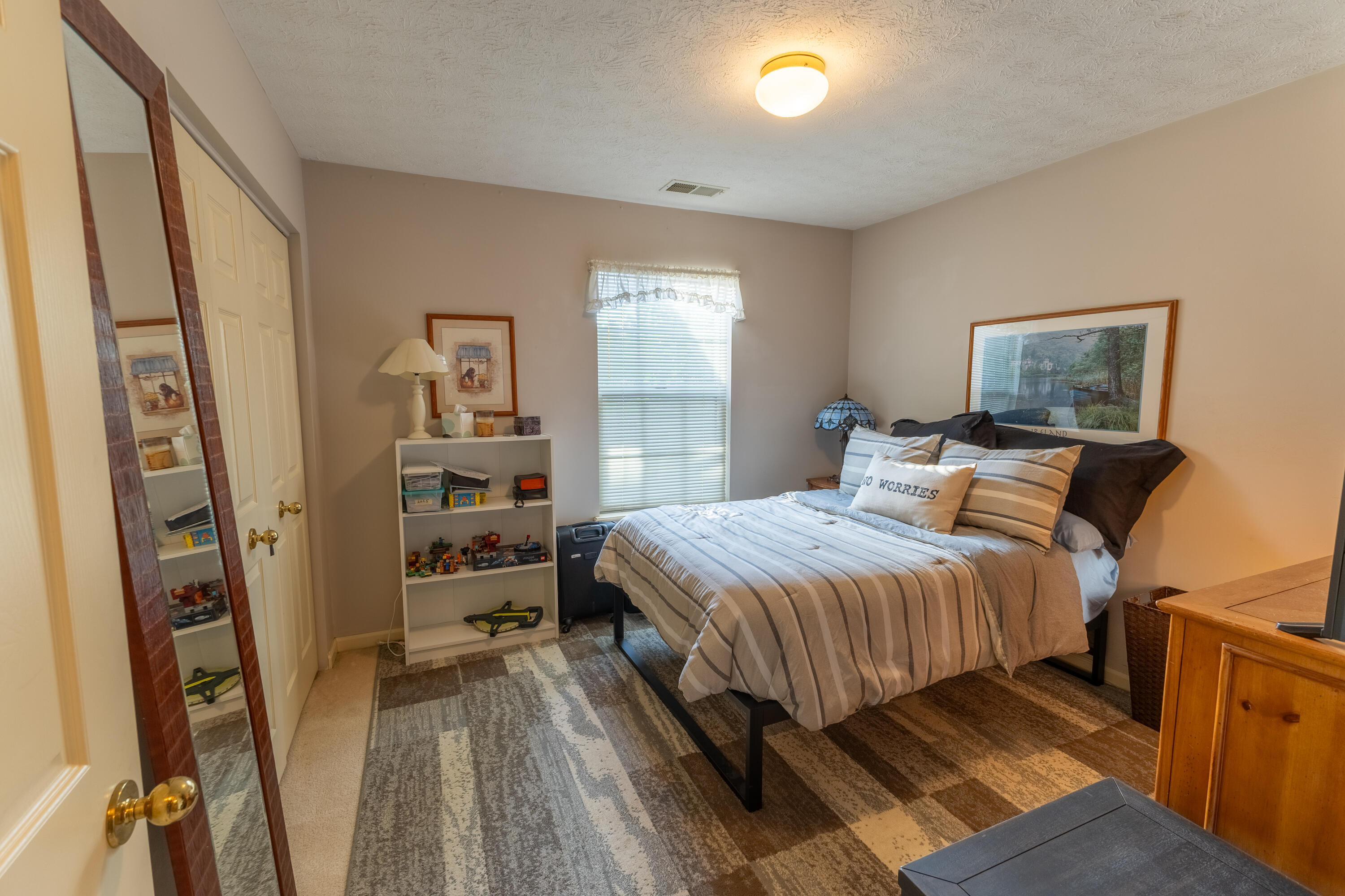 1841 Haverwood Park Property Photo 18