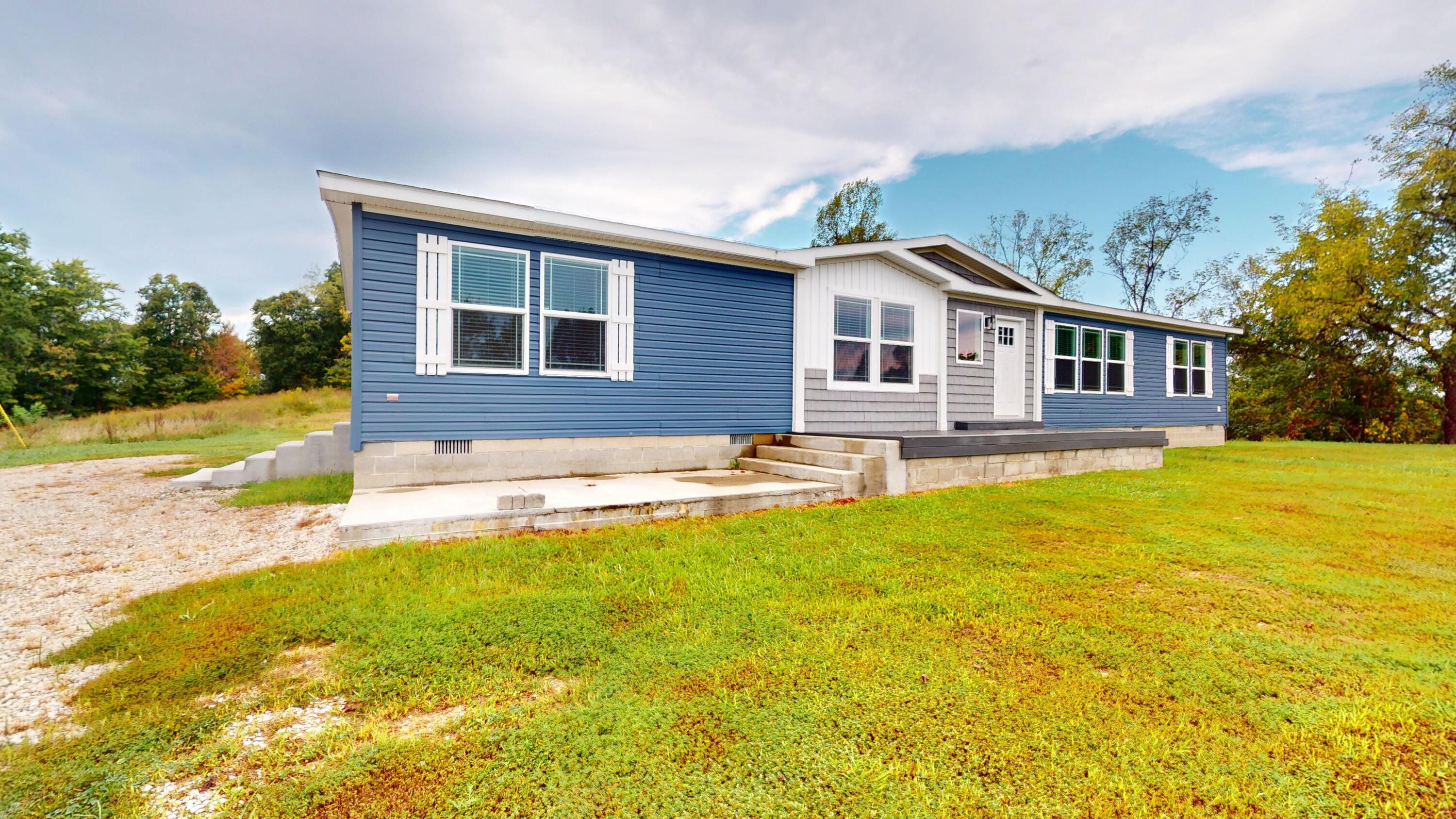5761 Brown Ridge Road Property Photo 1