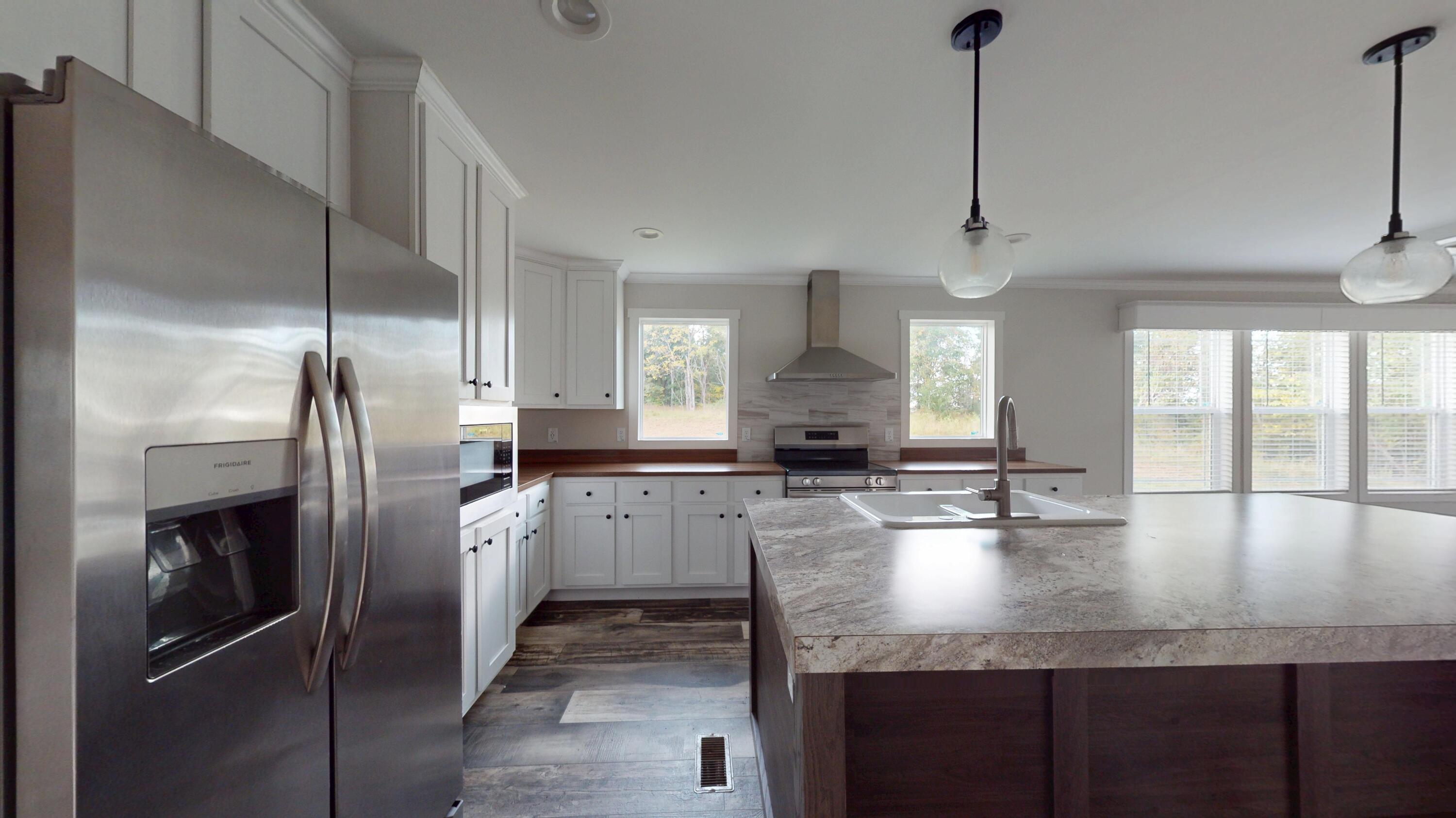 5761 Brown Ridge Road Property Photo 9