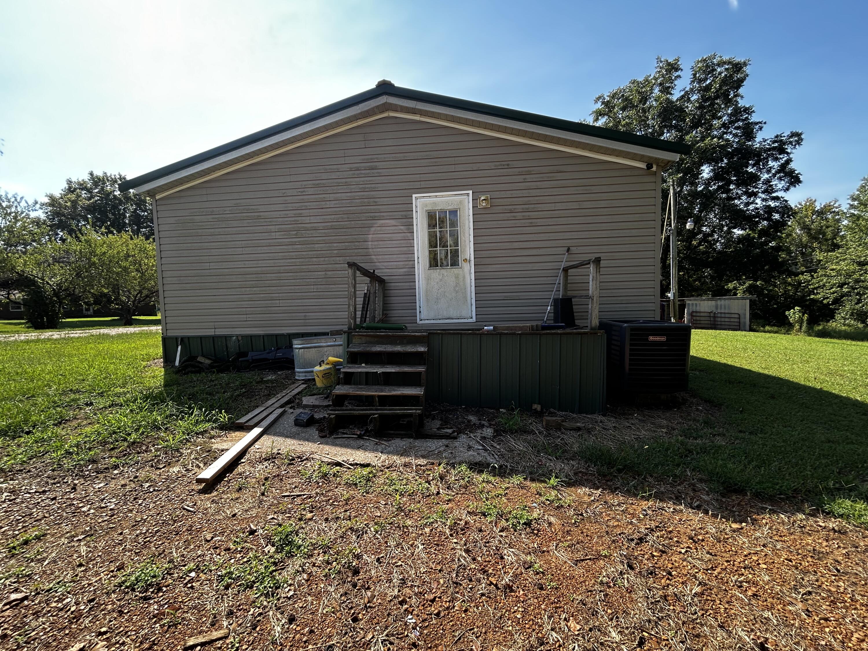 553 Borden Road Property Photo 16