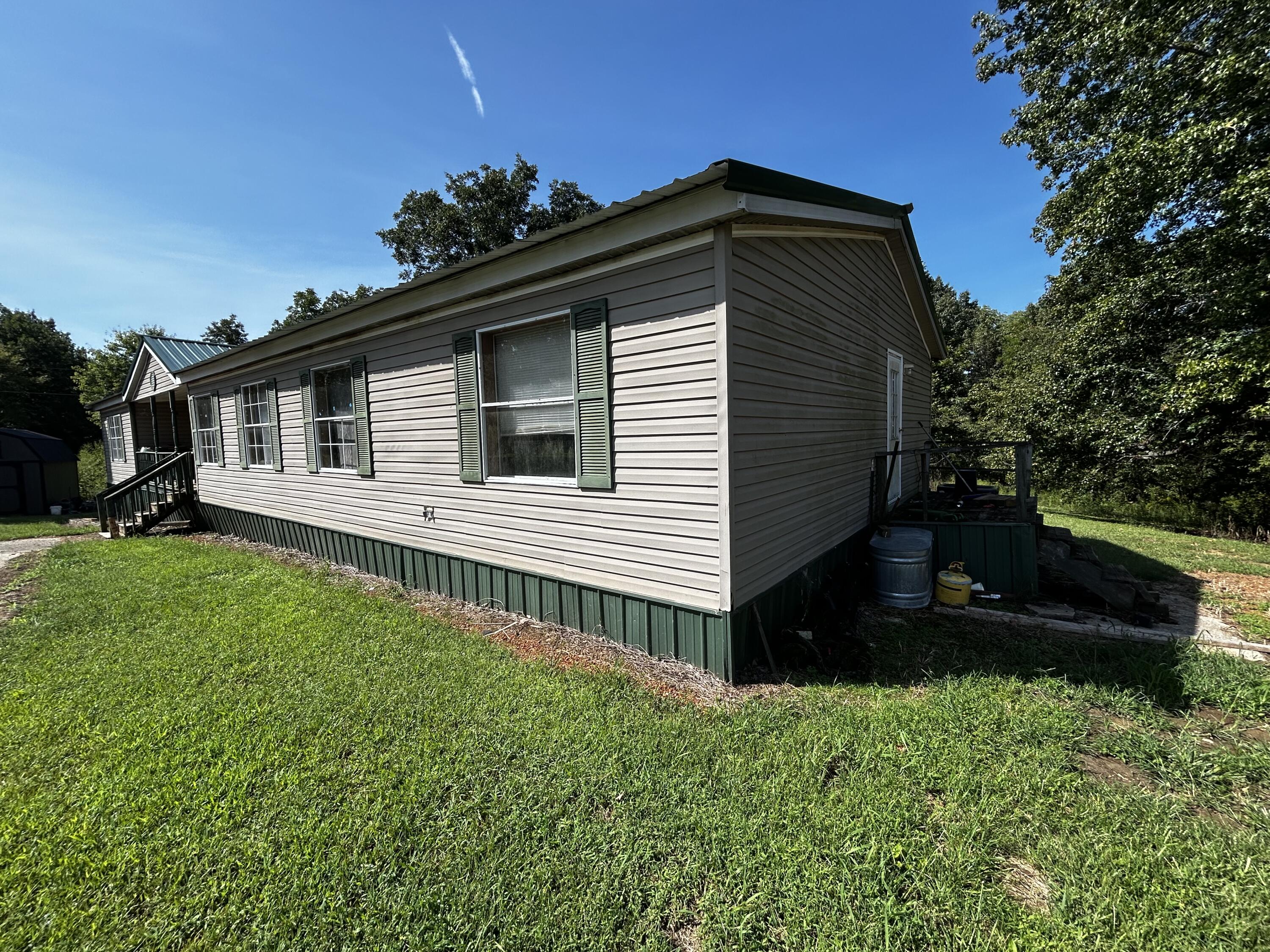 553 Borden Road Property Photo 17