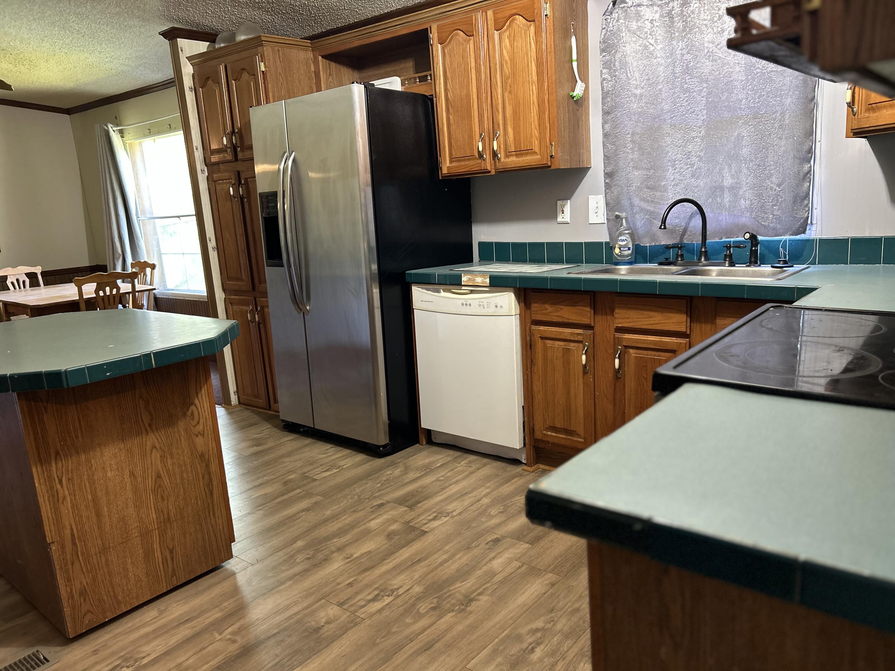 553 Borden Road Property Photo 35