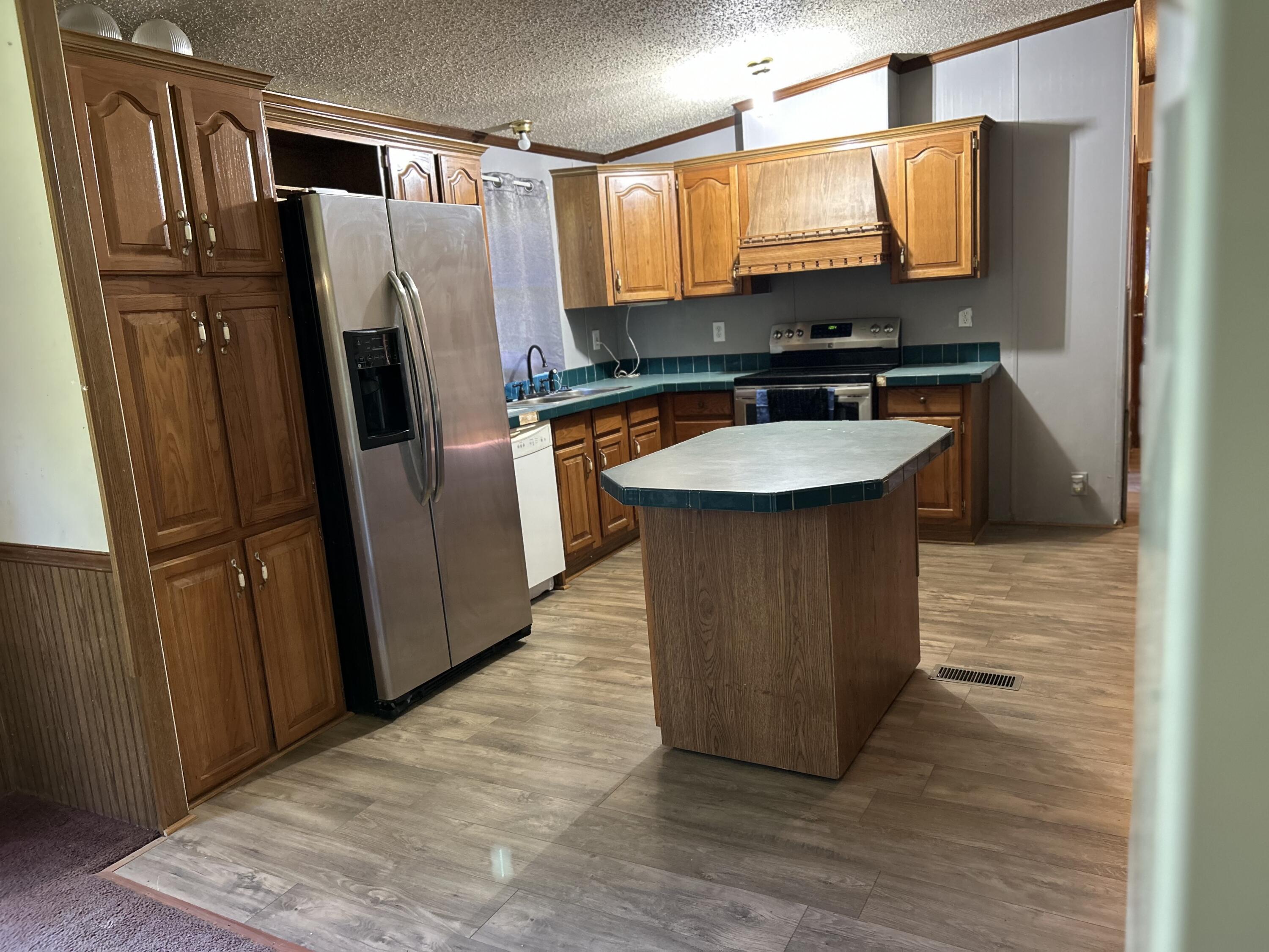 553 Borden Road Property Photo 37