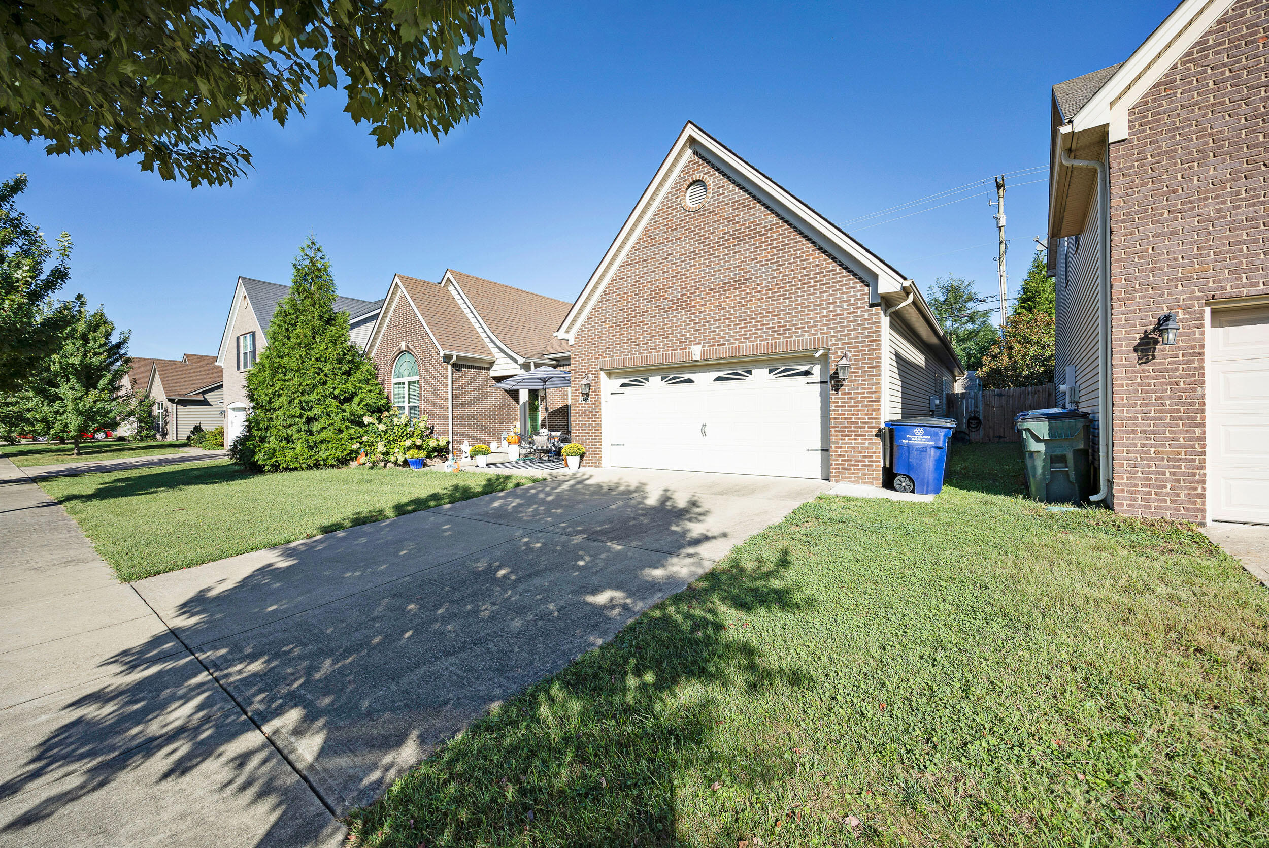 2465 Fieldrush Road Property Photo 3