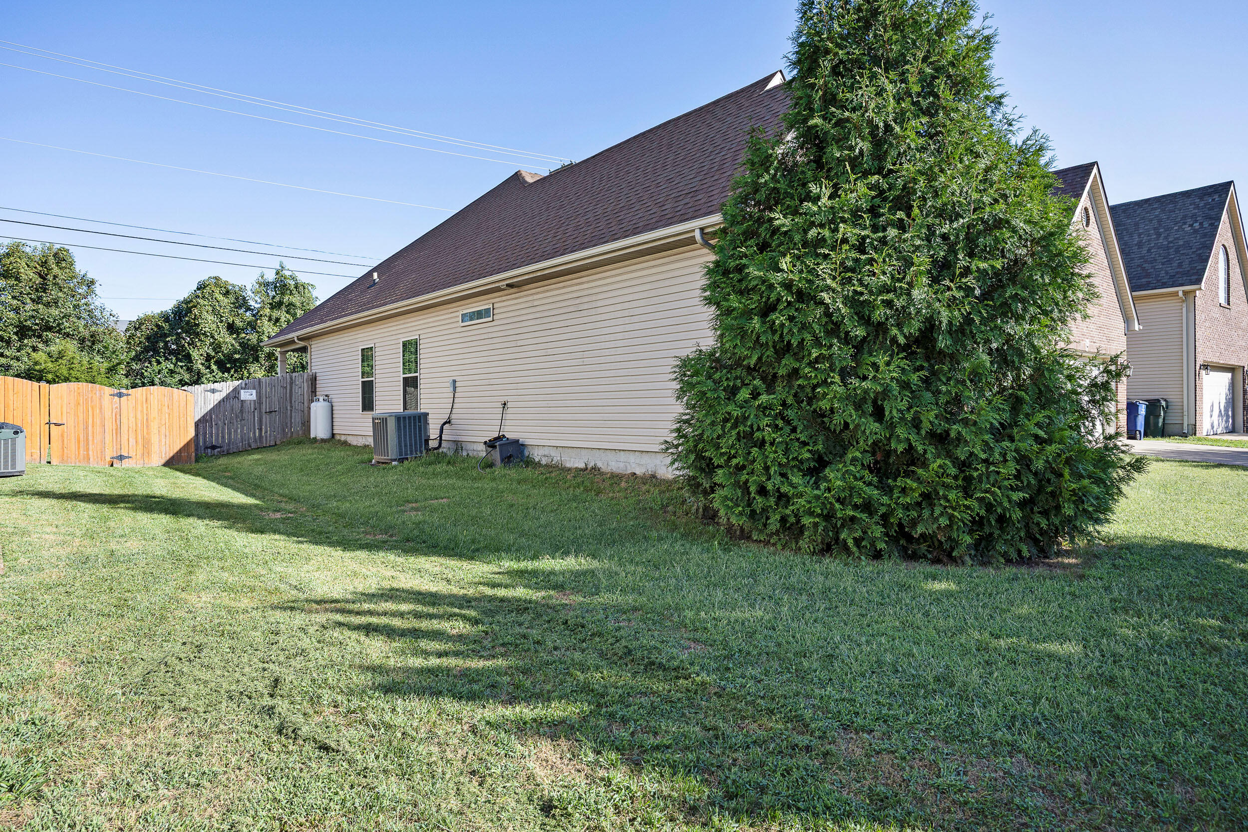 2465 Fieldrush Road Property Photo 4