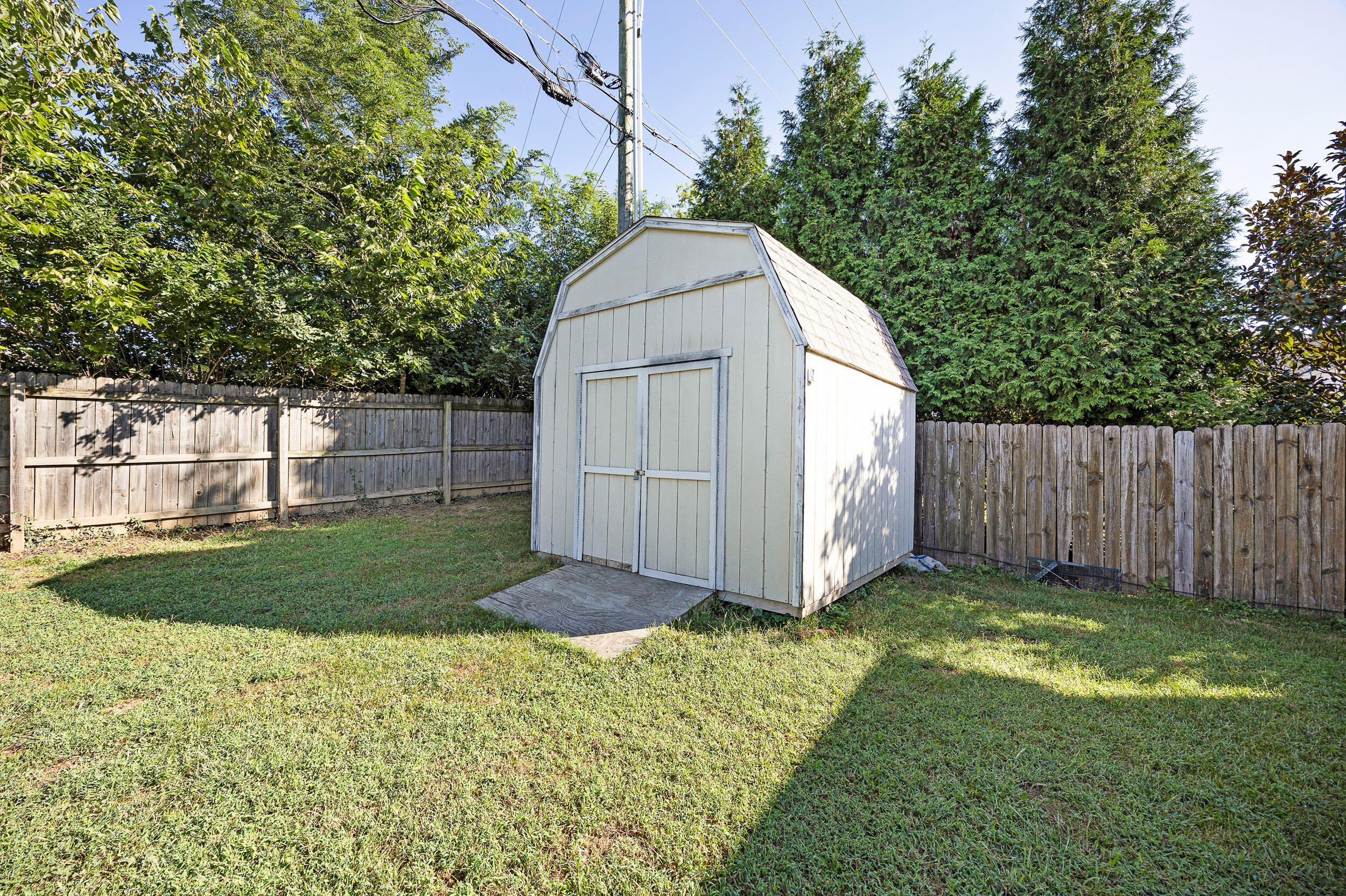 2465 Fieldrush Road Property Photo 7