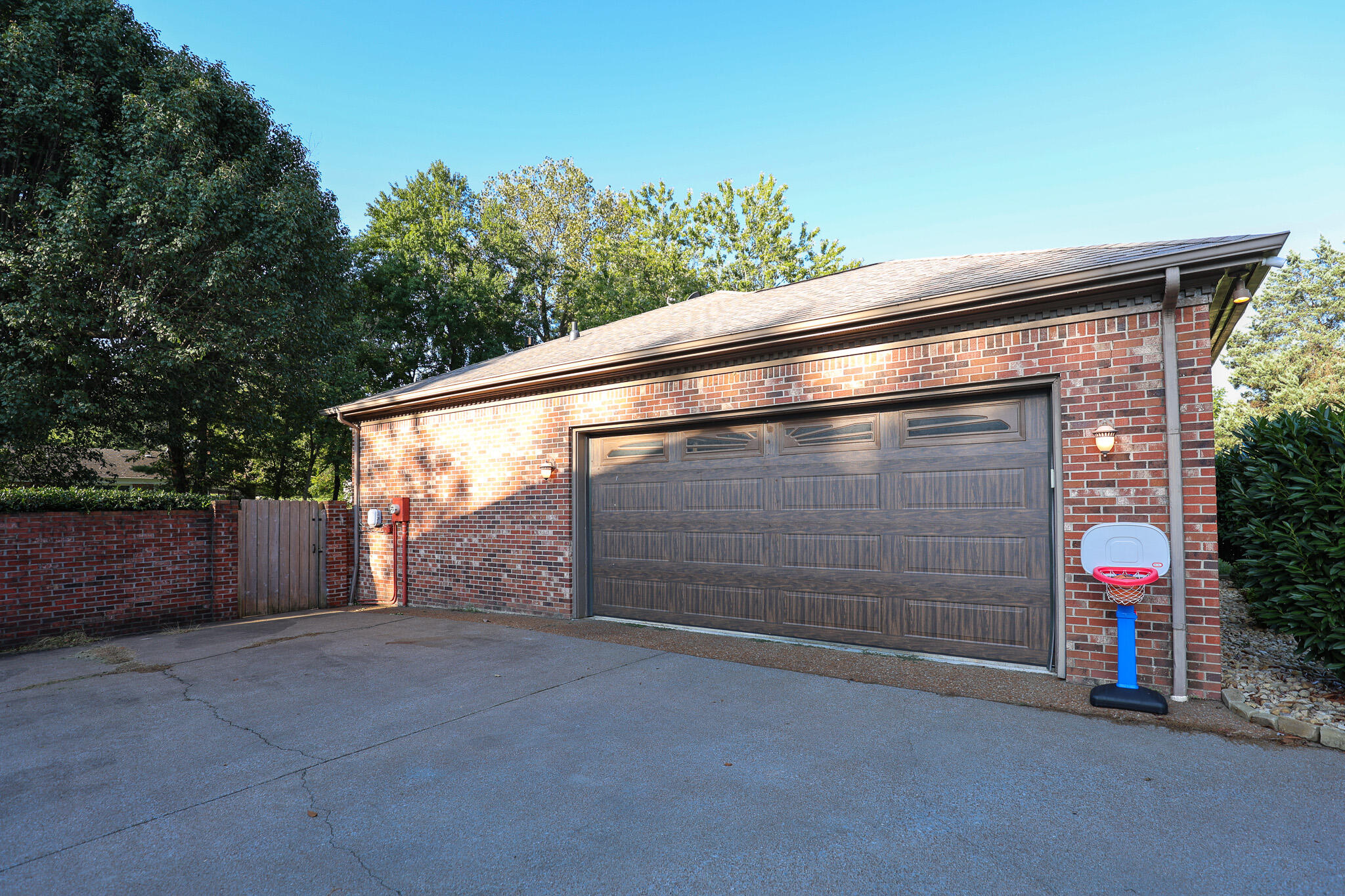 3651 Marlborough Way Property Photo 4