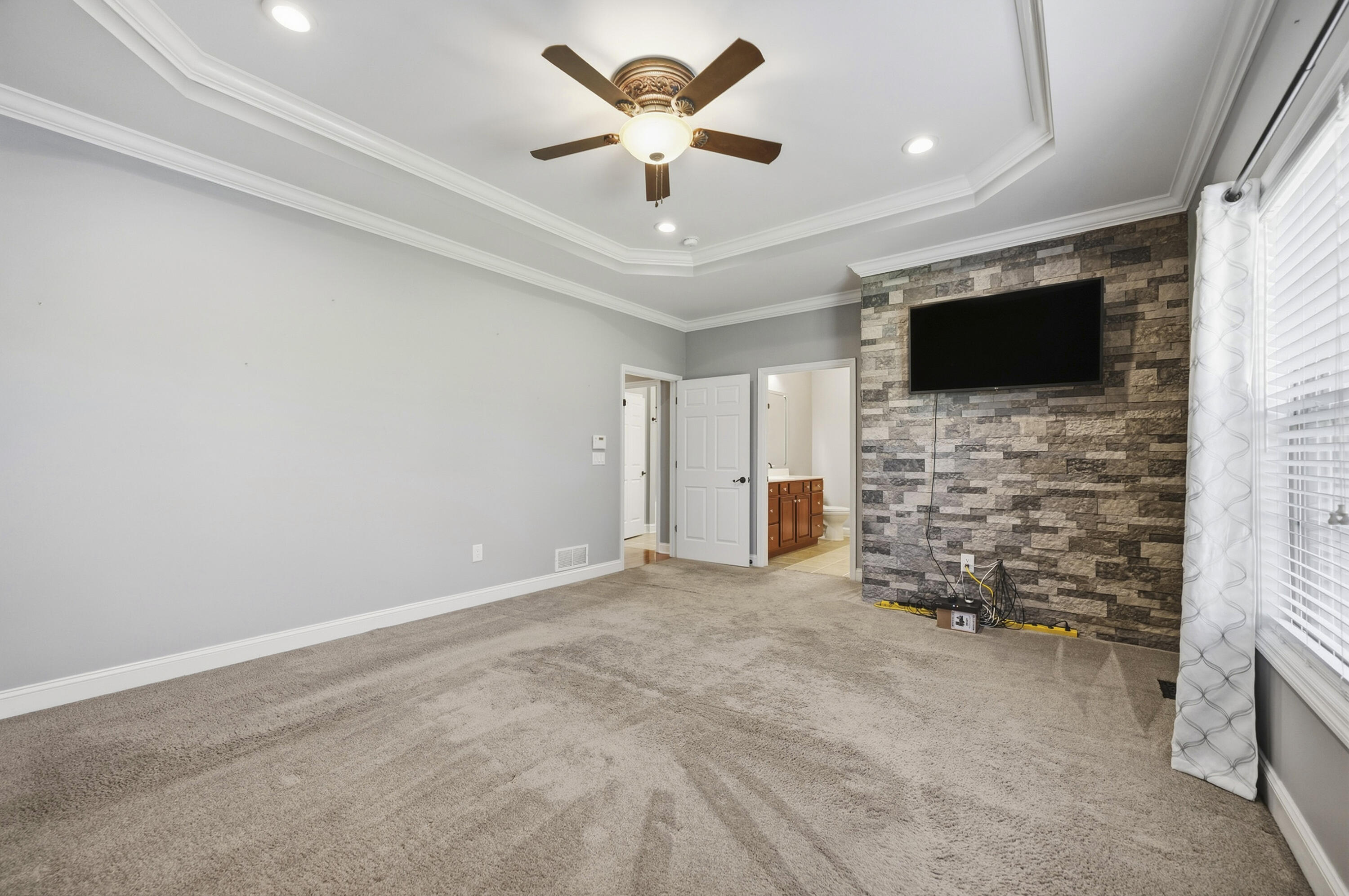 508 General Cruft Drive Property Photo 14