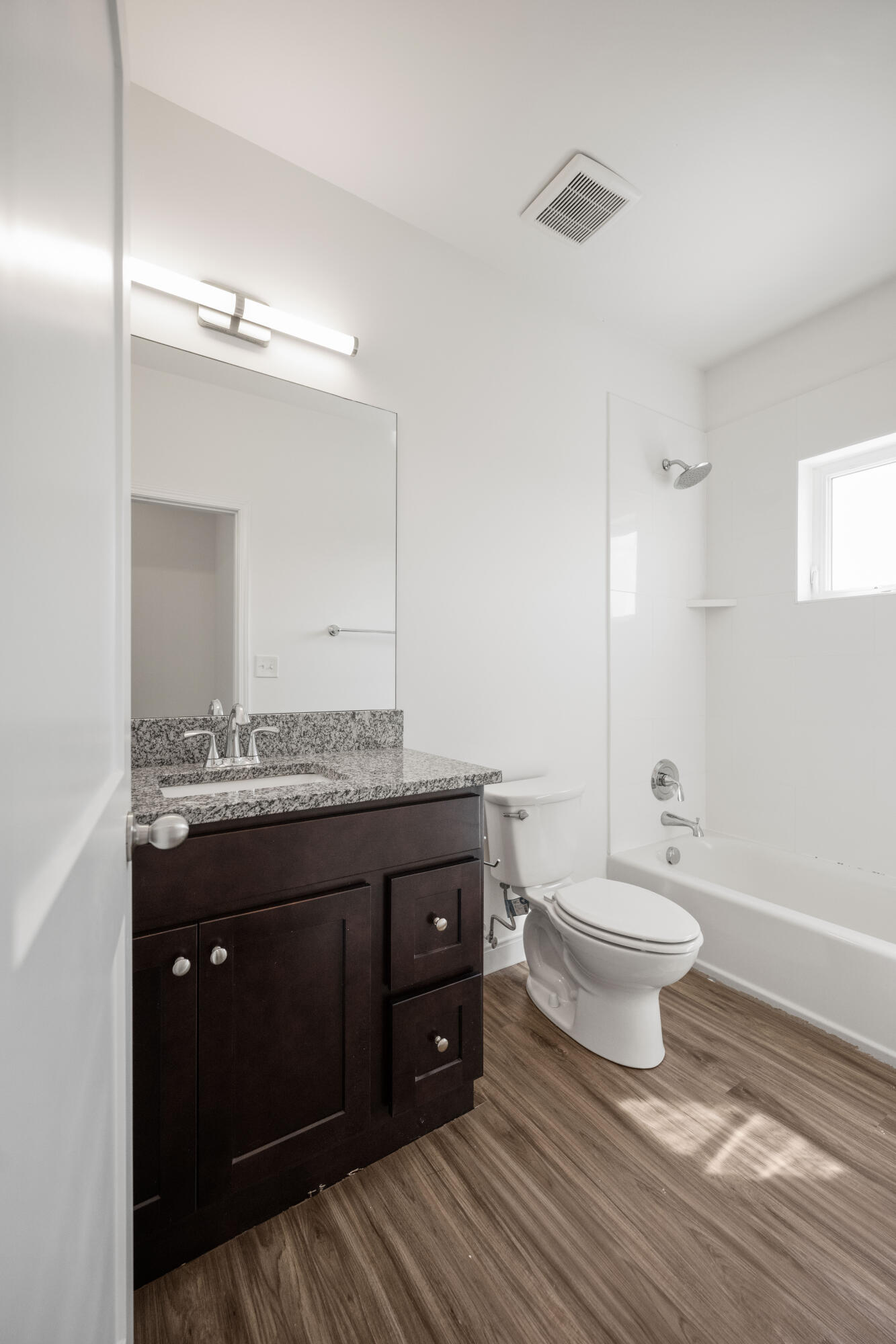 231 Walton Avenue 405 Property Photo 18