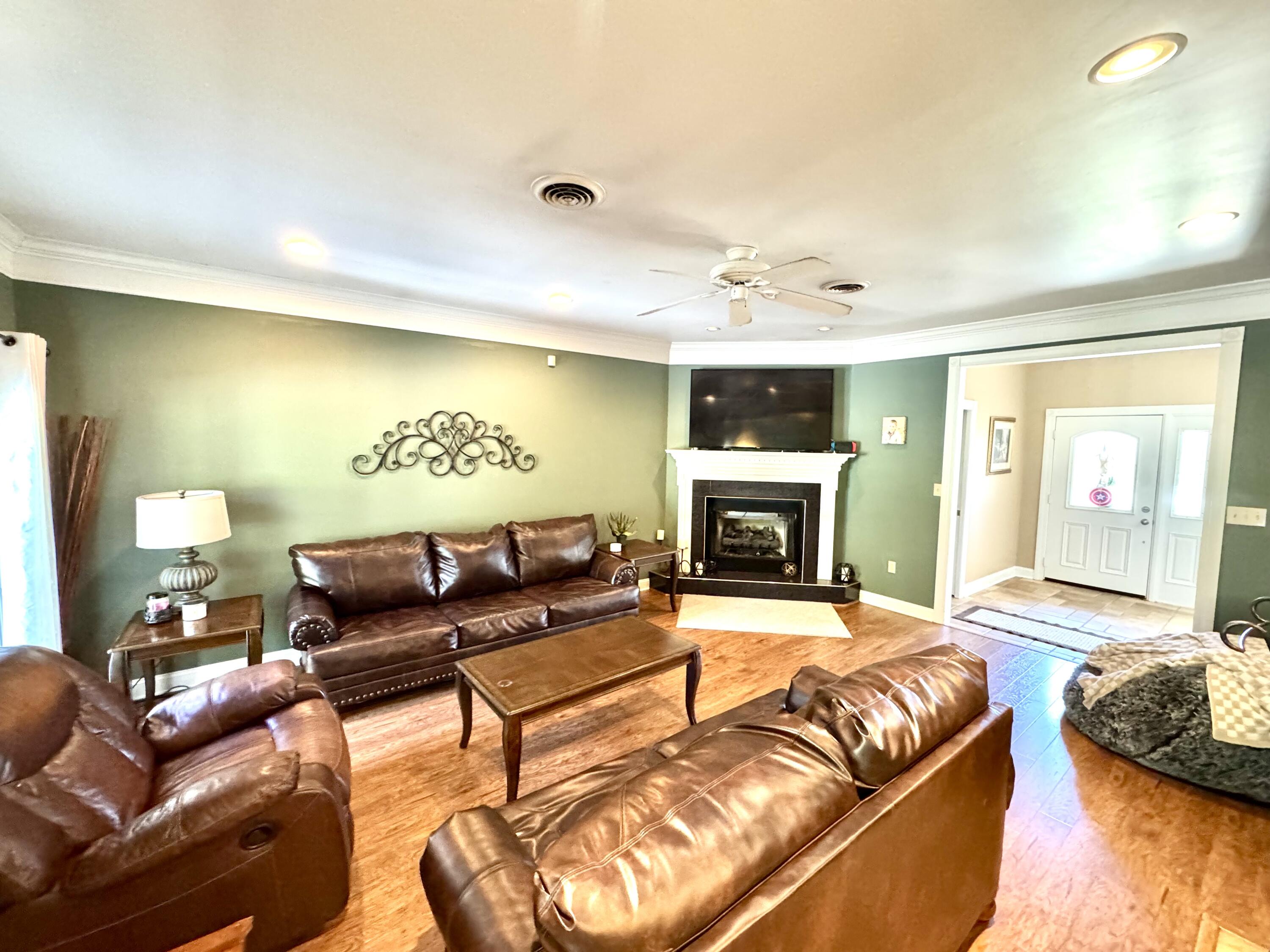 4512 U.s. 119 Property Photo 2