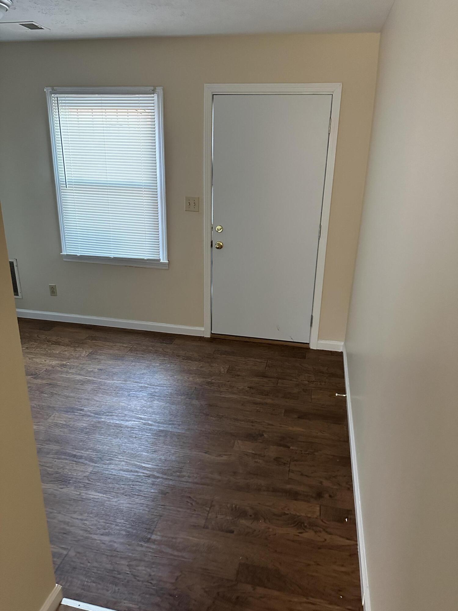 165 Landings Drive Property Photo 10