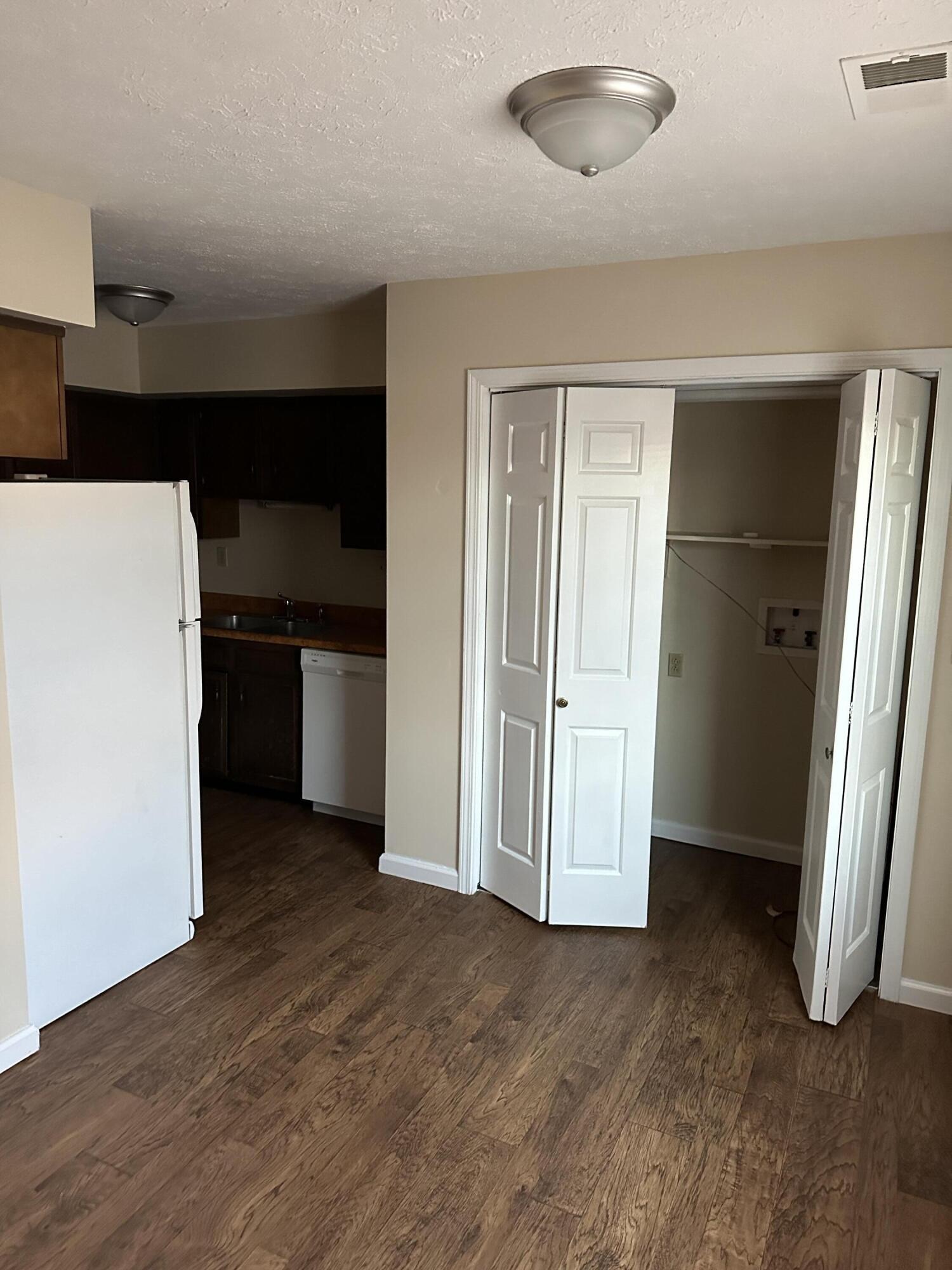 165 Landings Drive Property Photo 13