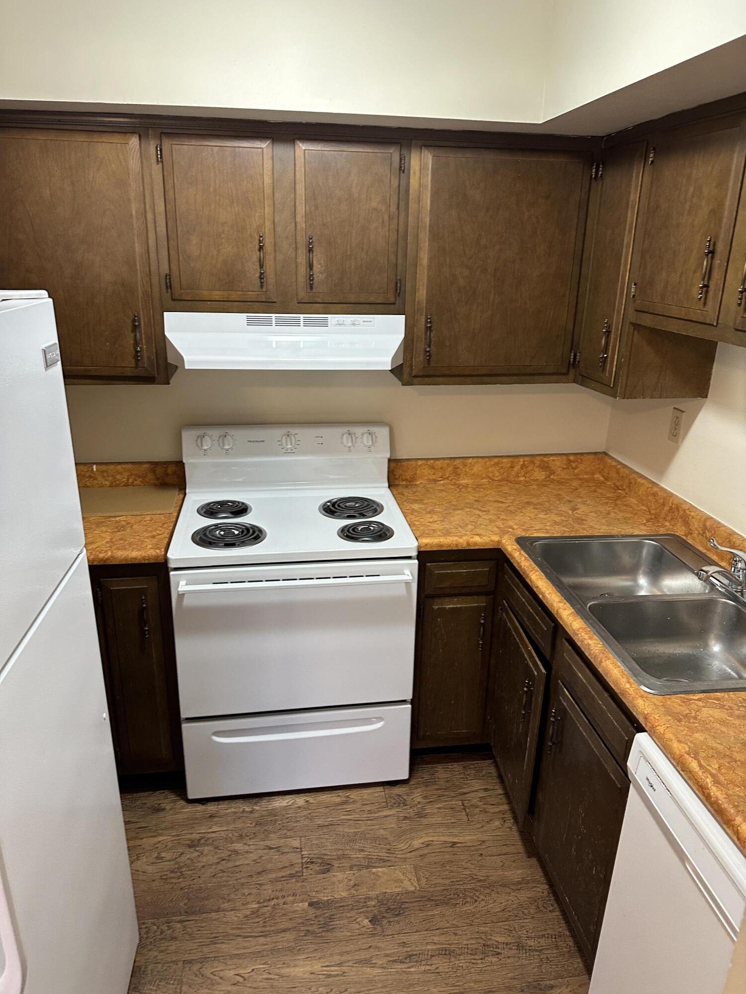 165 Landings Drive Property Photo 17