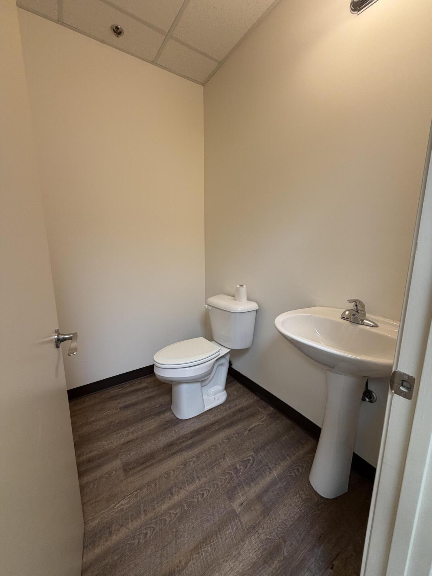 134 N Upper Street Property Photo 9