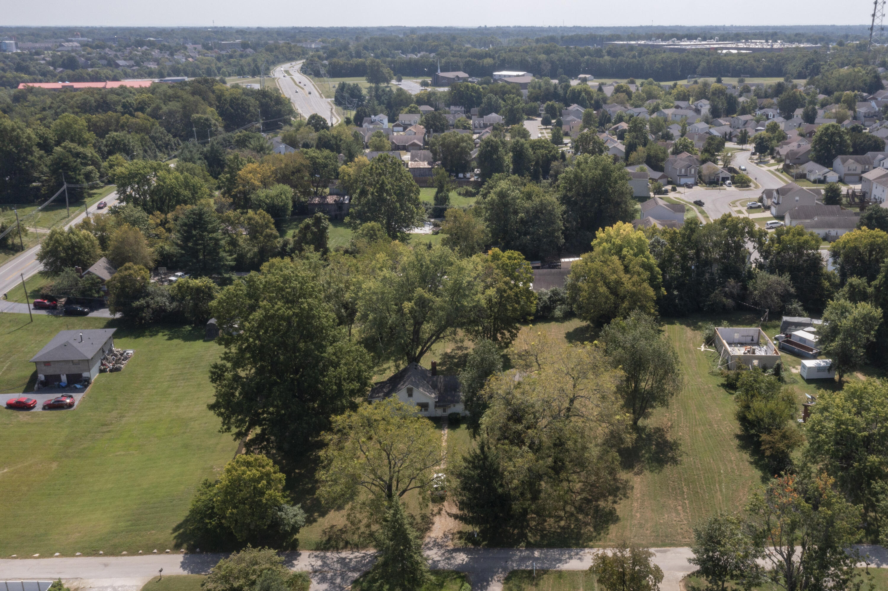730 Woodward Lane Property Photo 4