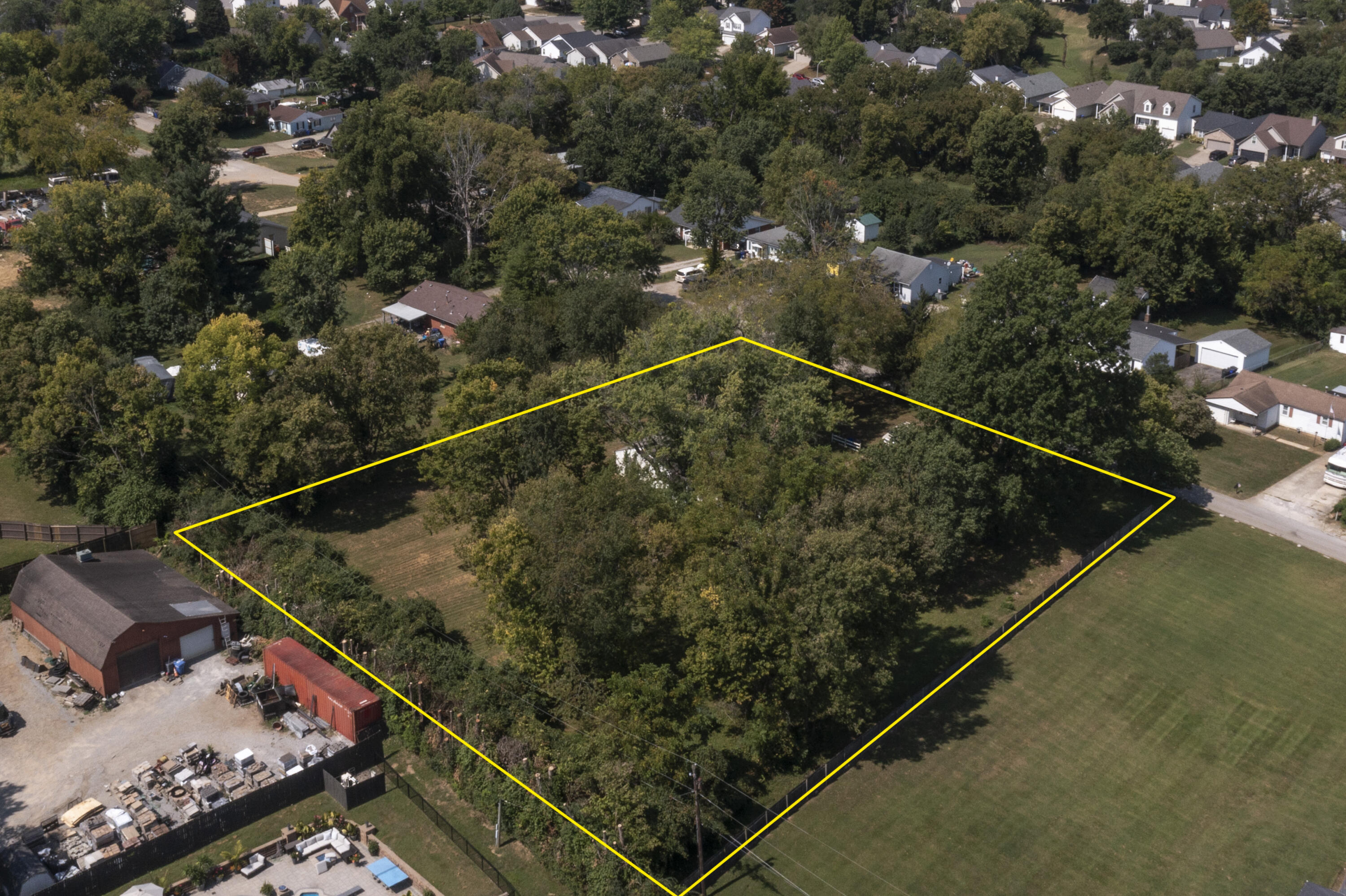730 Woodward Lane Property Photo 7