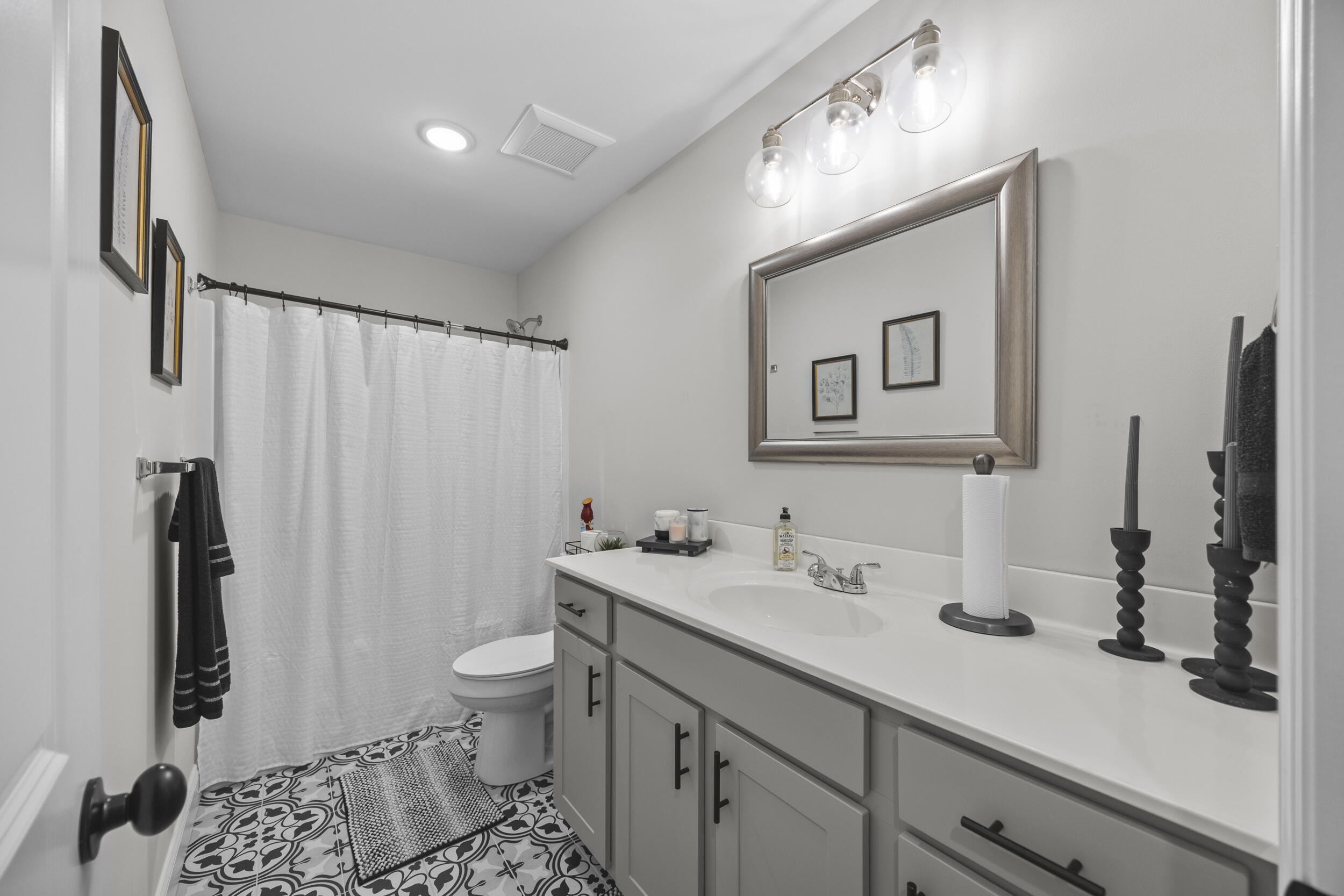 309 Pageant Drive Property Photo 6