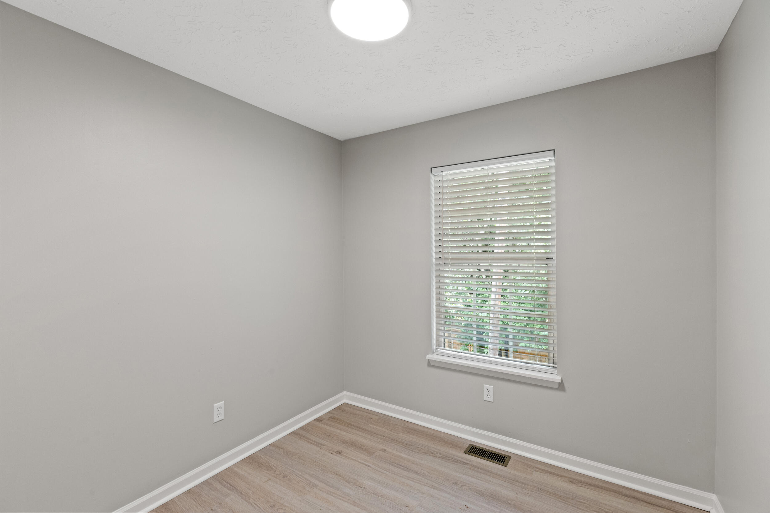 105 Old Lemons Mill Court Property Photo 11