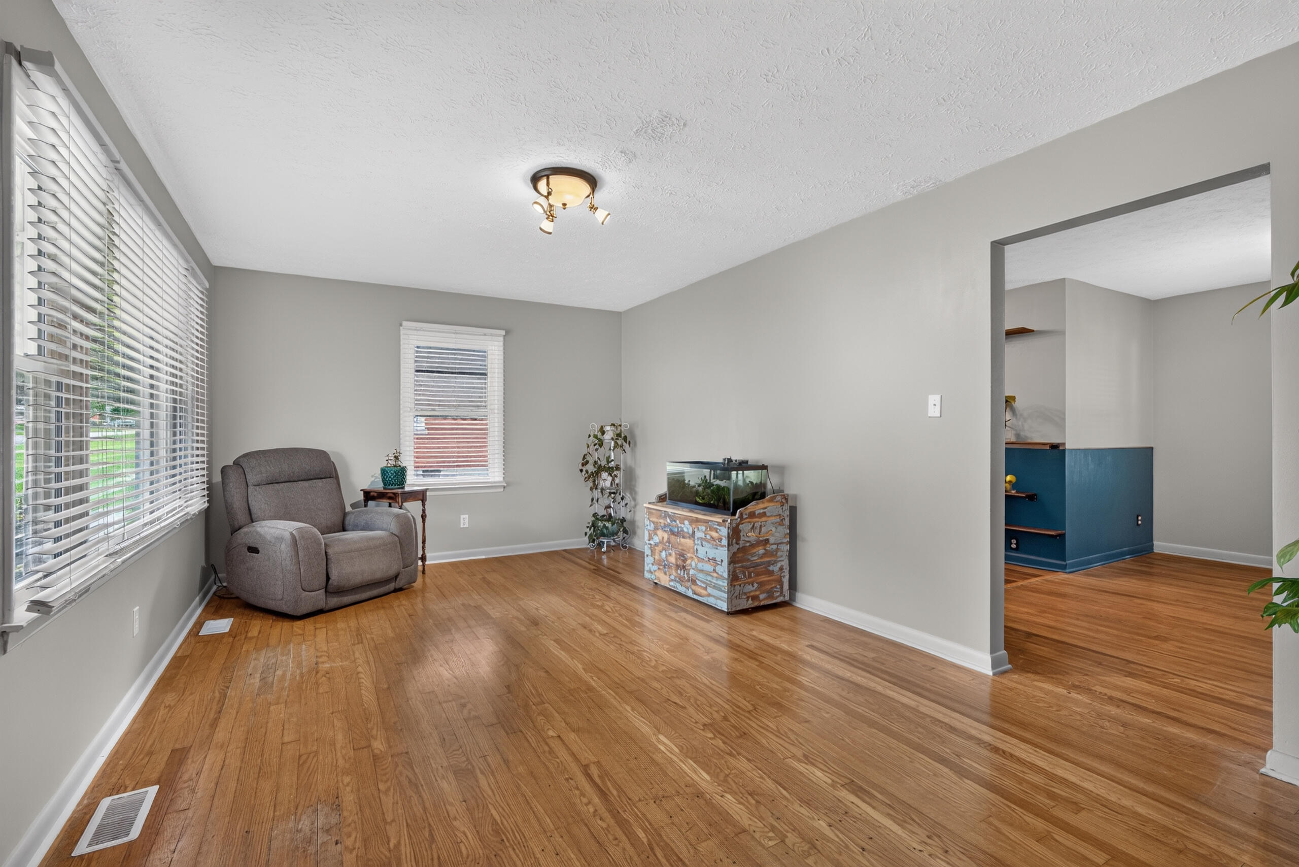 528 Hi Crest Drive Property Photo 8
