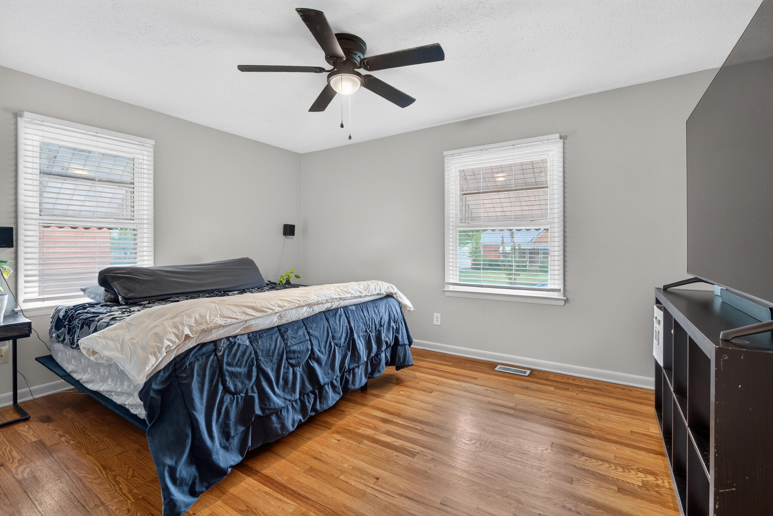 528 Hi Crest Drive Property Photo 16