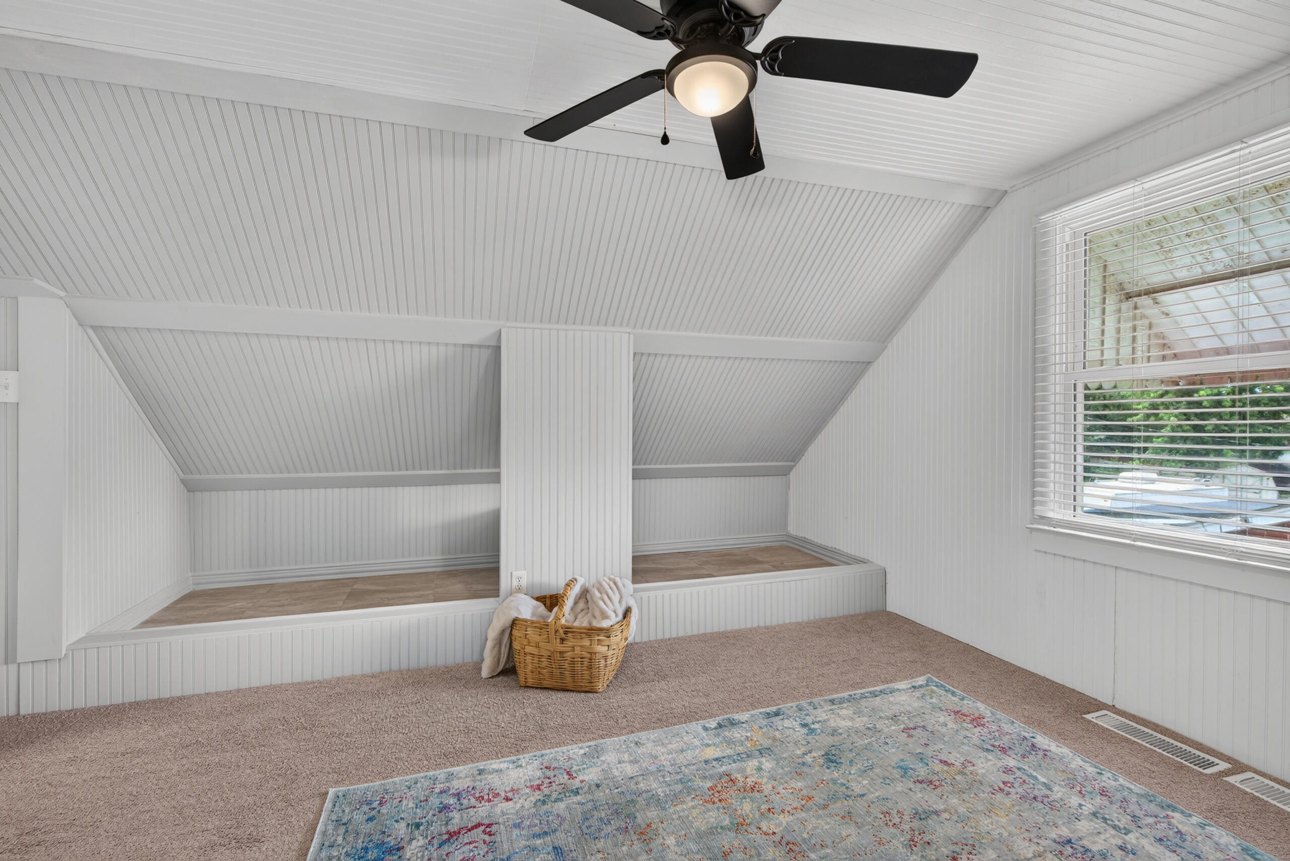 528 Hi Crest Drive Property Photo 24