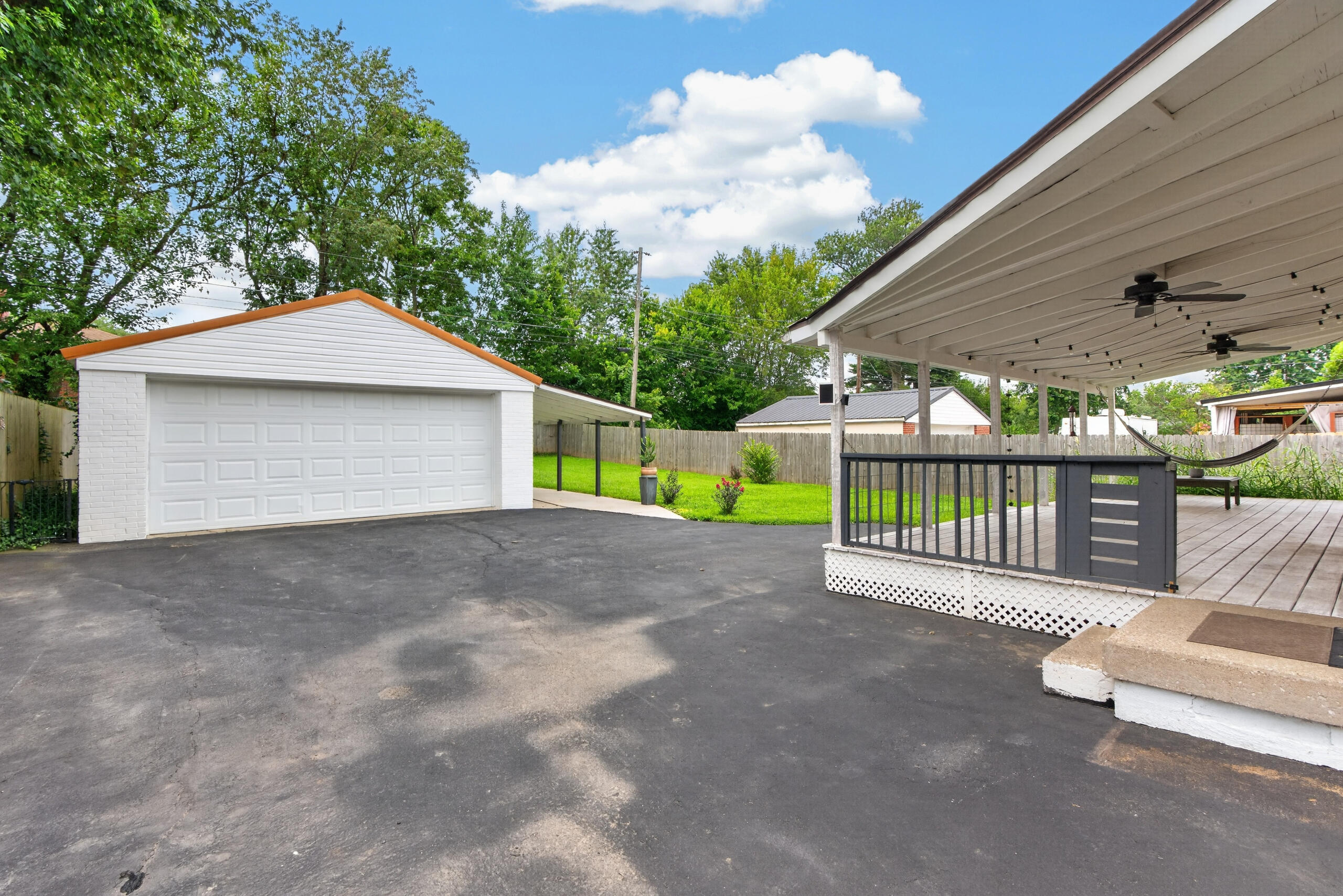 528 Hi Crest Drive Property Photo 25