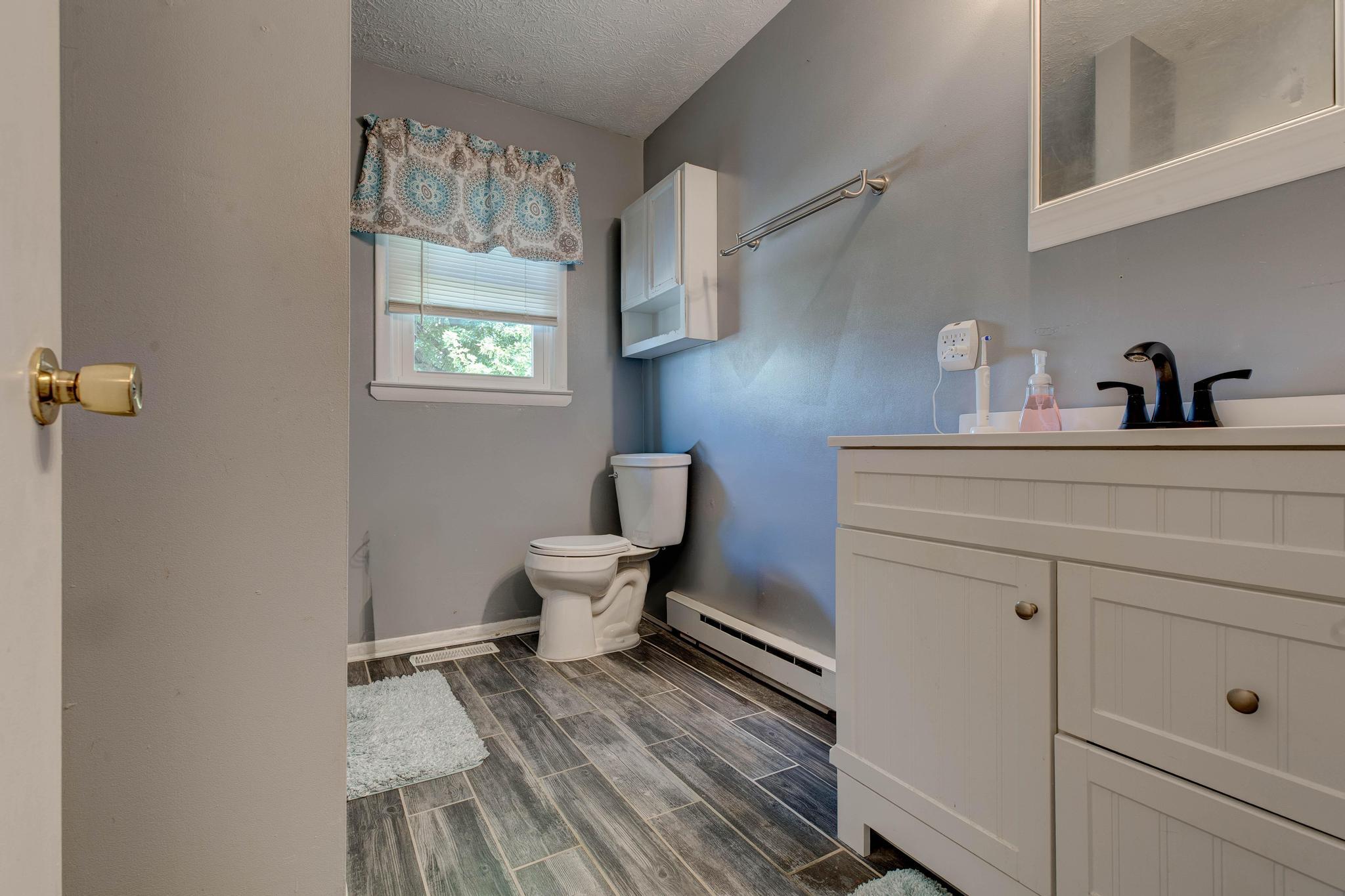 116 Fuller Way Property Photo 13