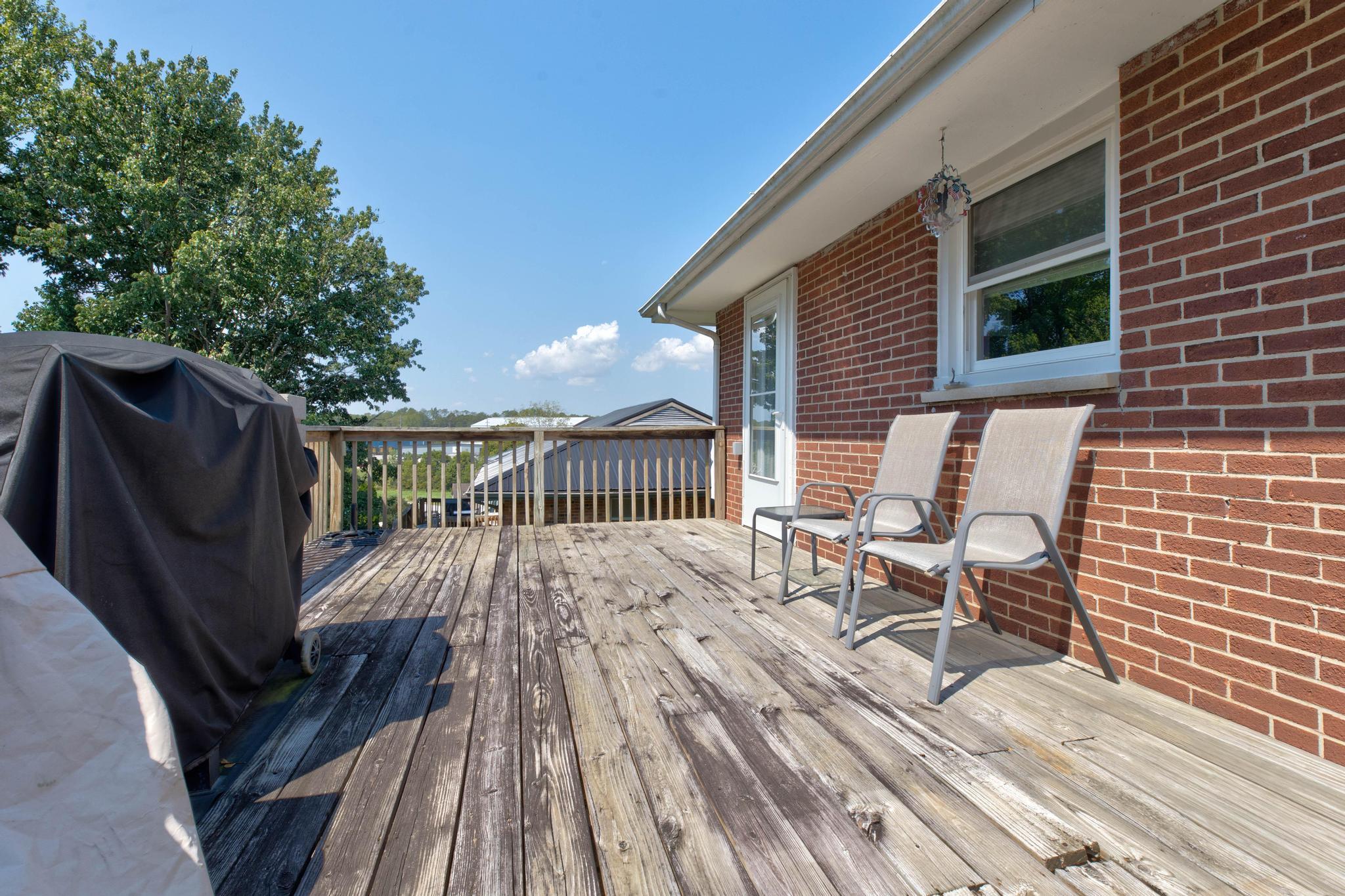 116 Fuller Way Property Photo 24