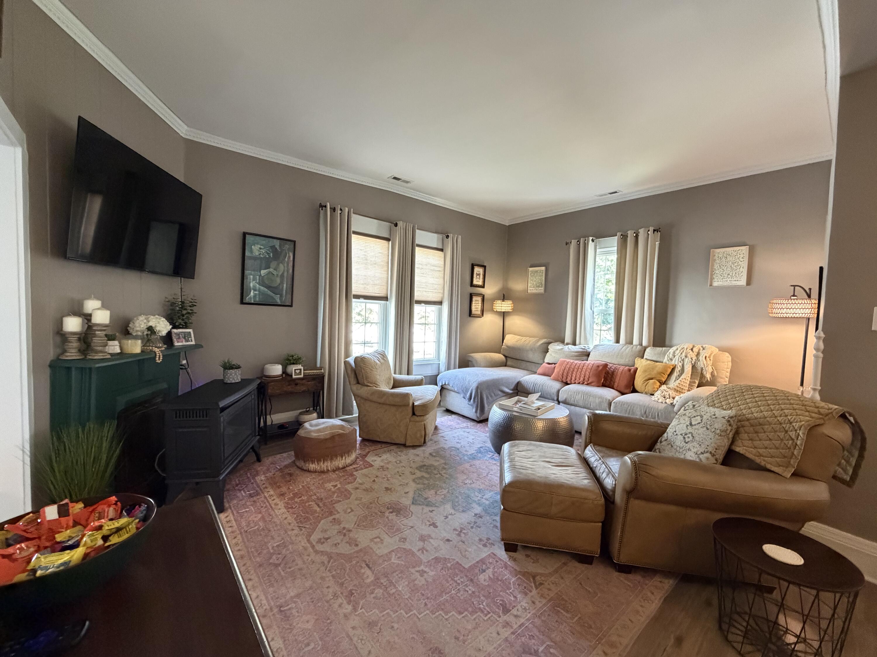 118 College Street Property Photo 16