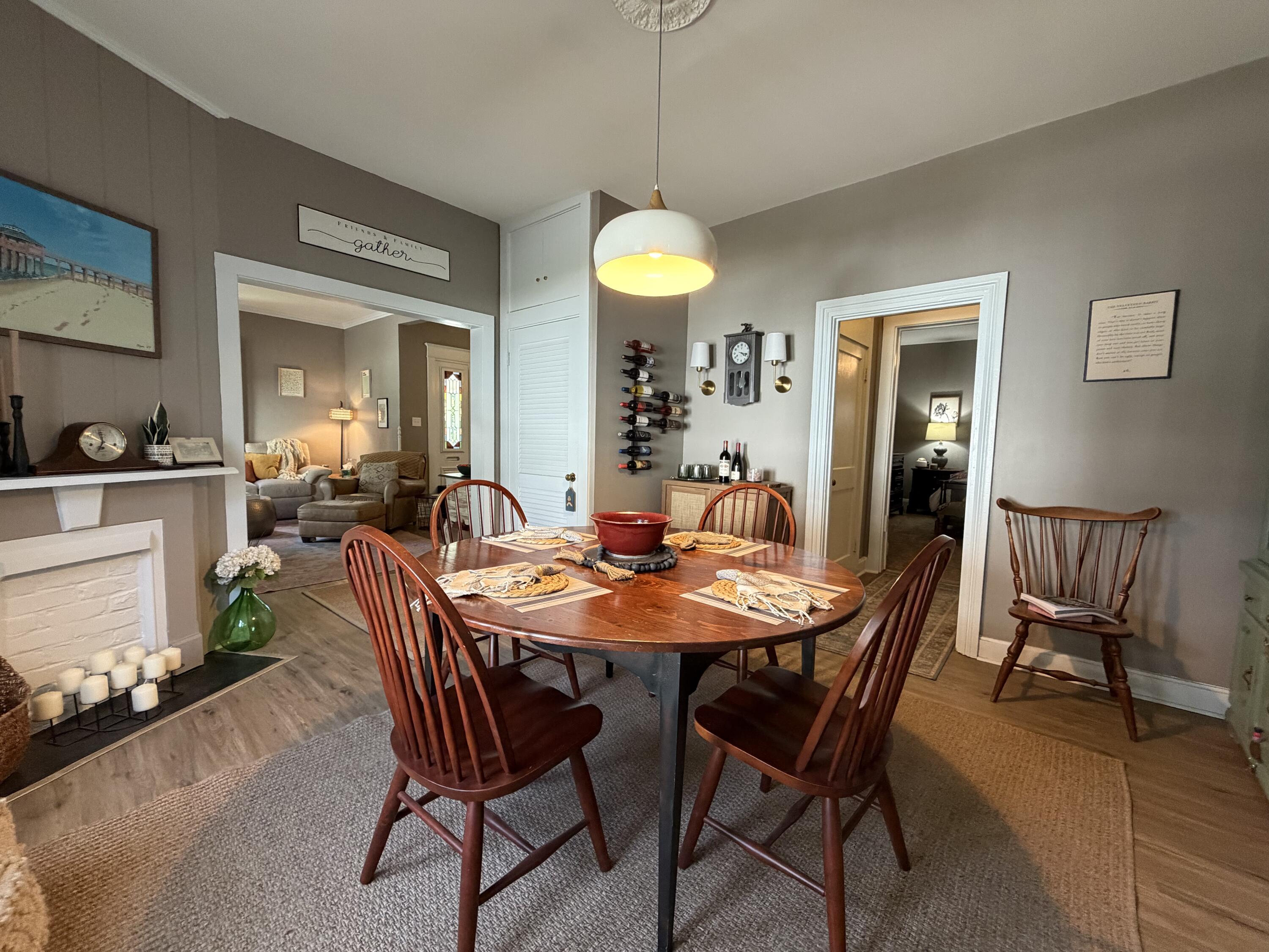 118 College Street Property Photo 20