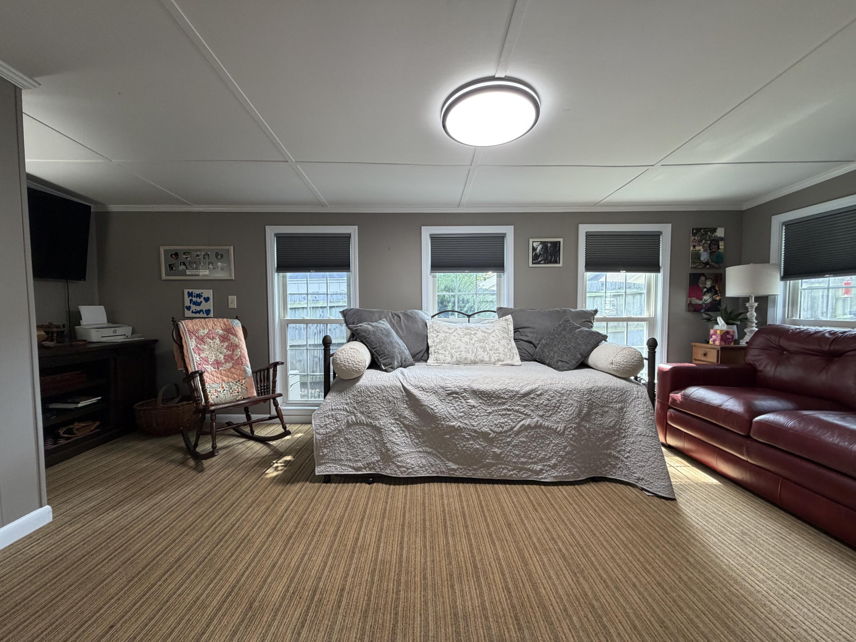 118 College Street Property Photo 29