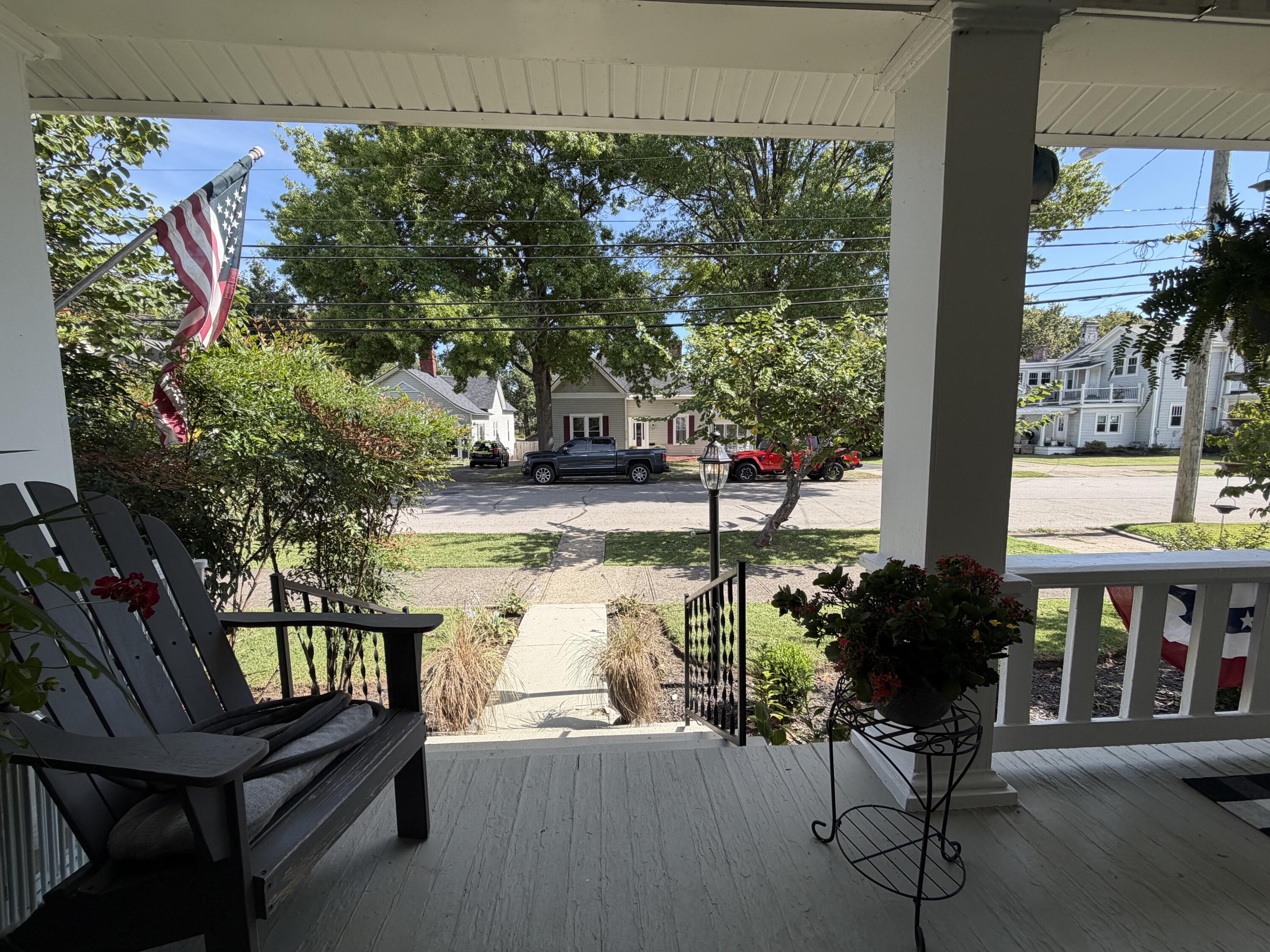 118 College Street Property Photo 55