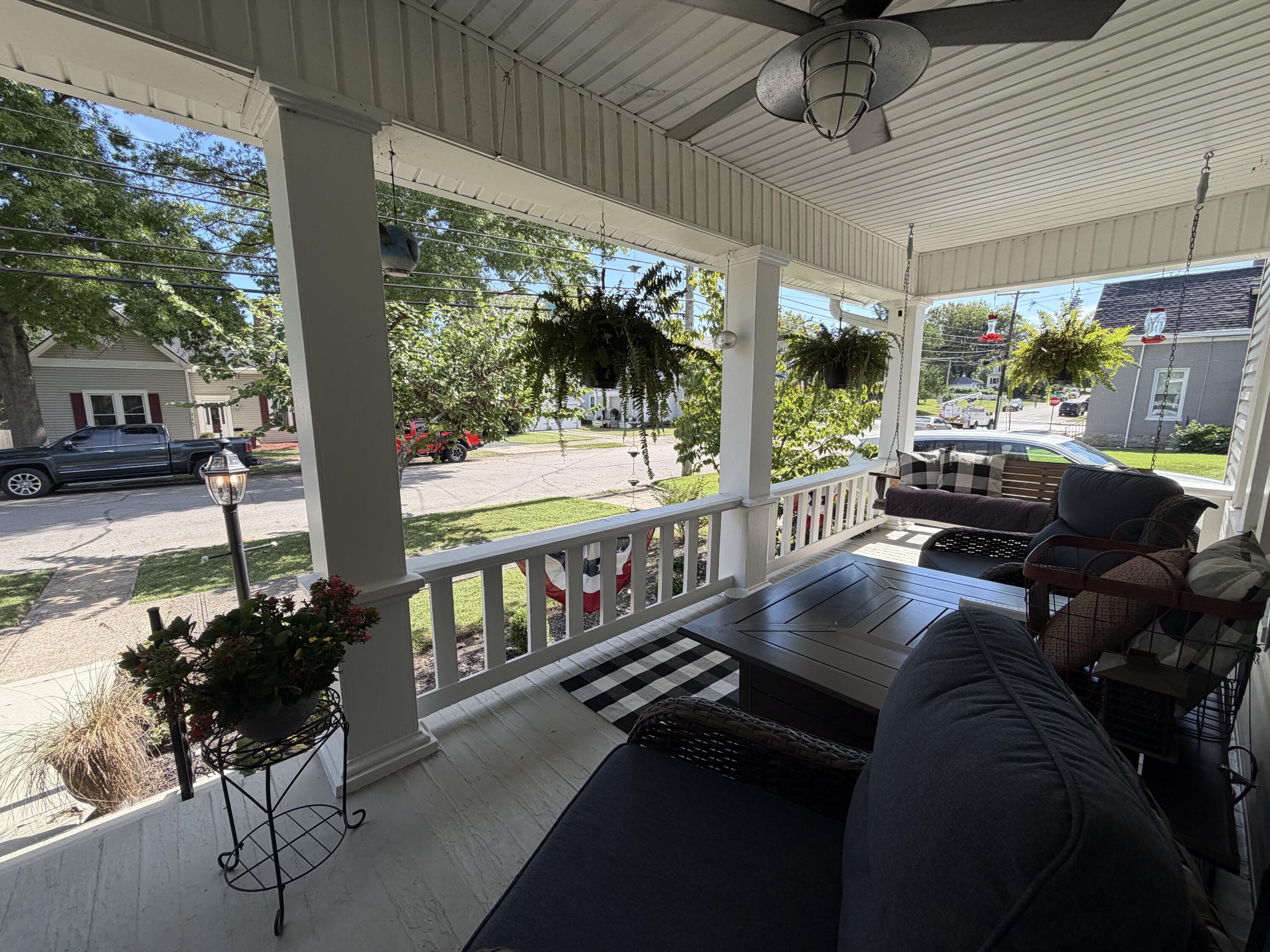 118 College Street Property Photo 56