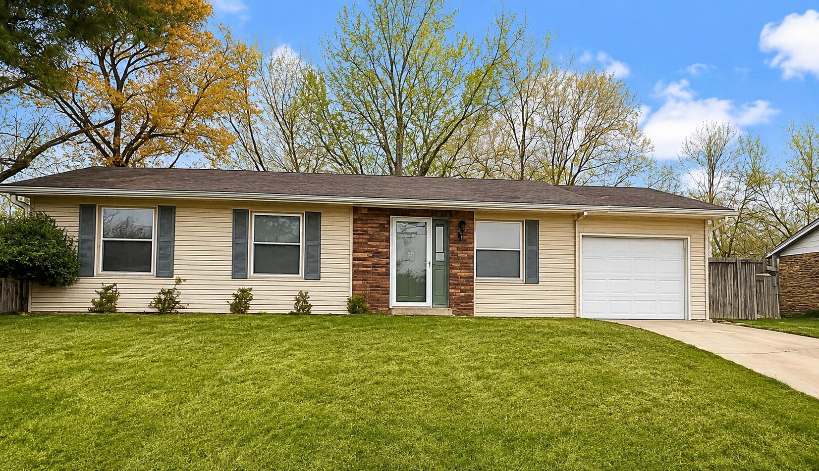 107 Hillside Drive Property Photo 1
