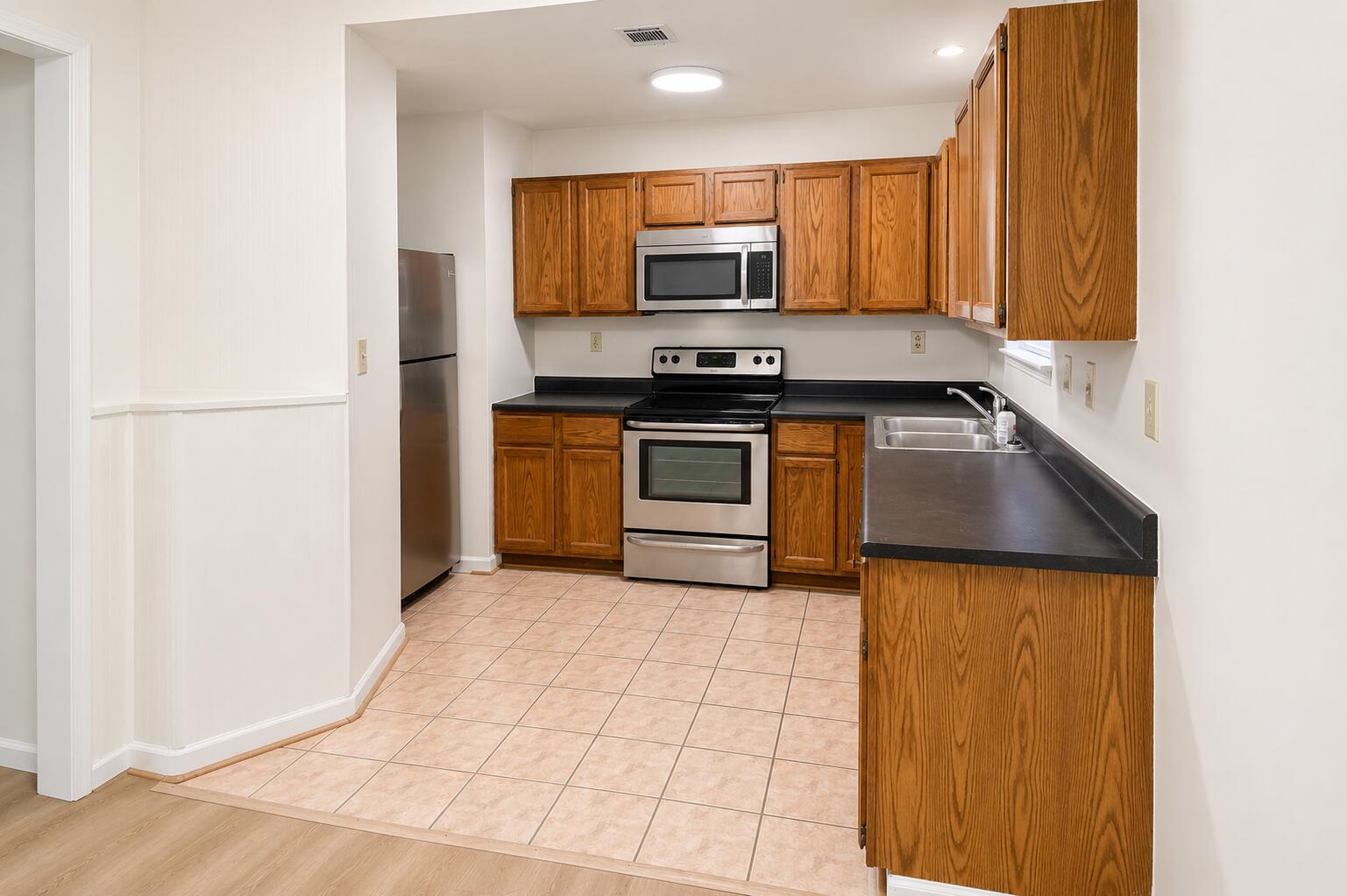 107 Hillside Drive Property Photo 5