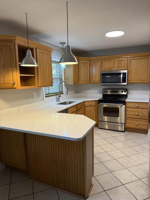 208 N Lewis Court Property Photo 4