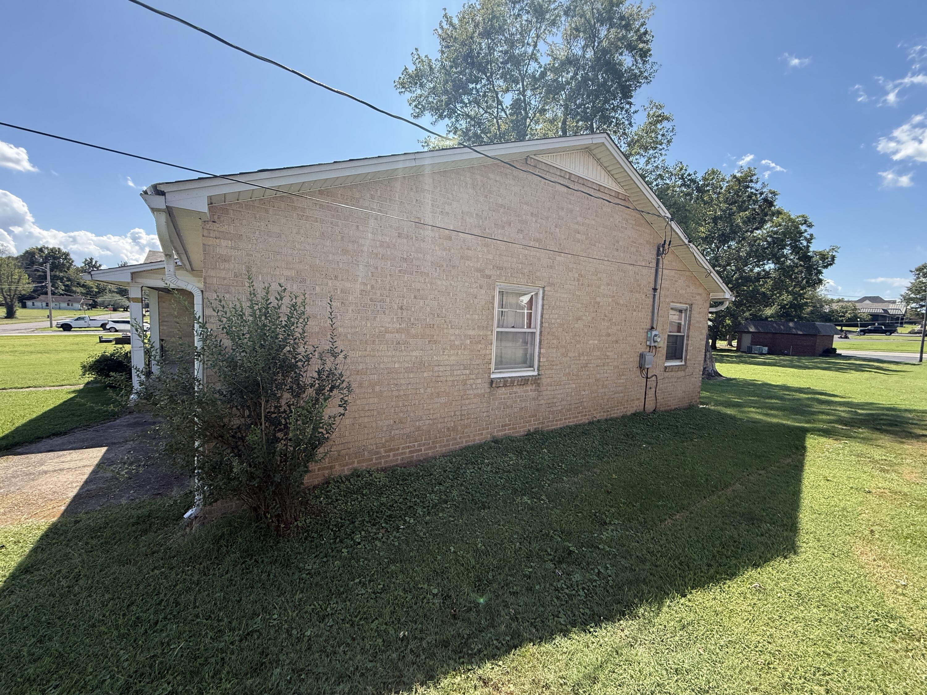 123 S 1st Street Property Photo 3