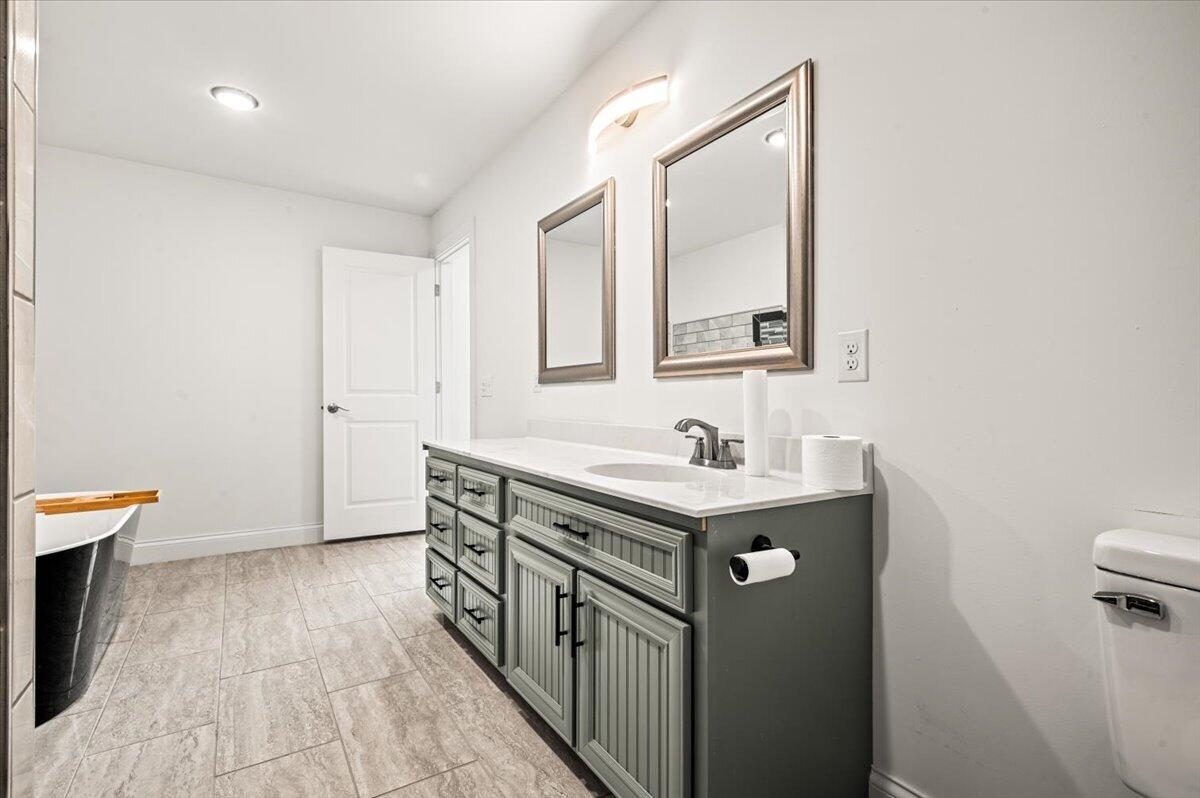964 Mcwhorter Road Property Photo 11