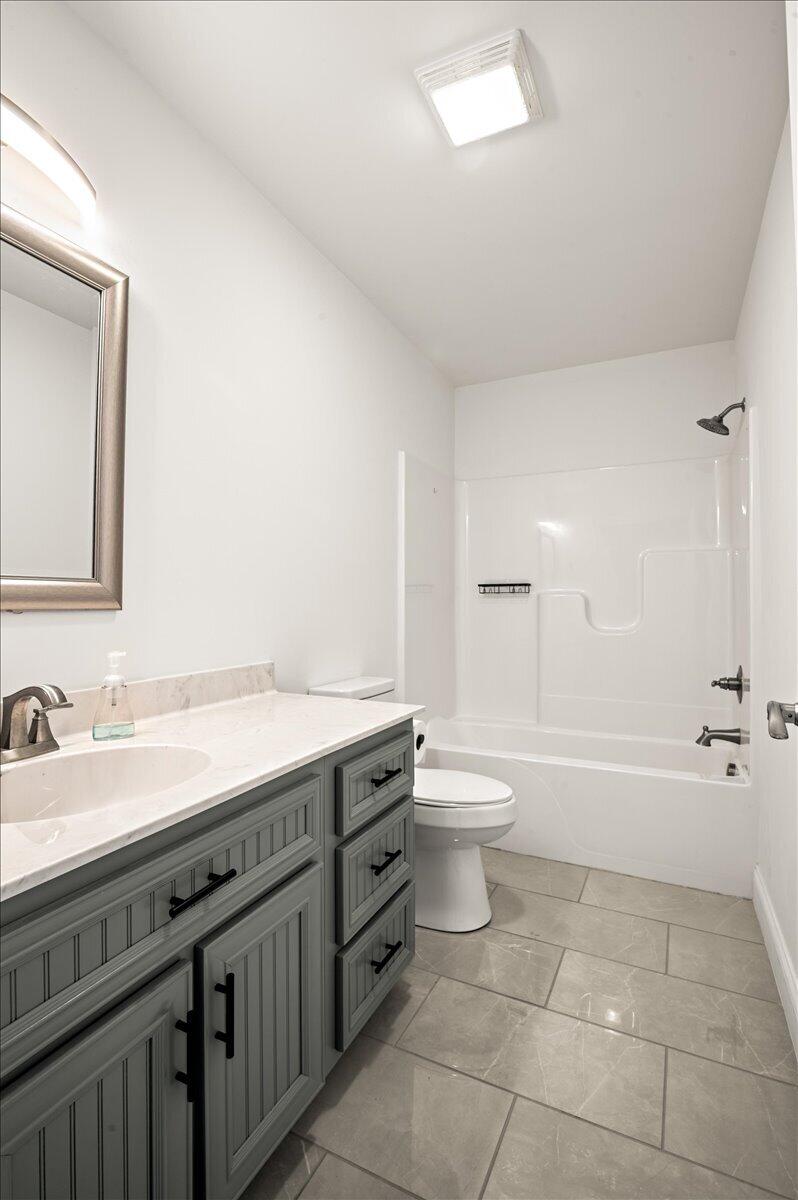 964 Mcwhorter Road Property Photo 17