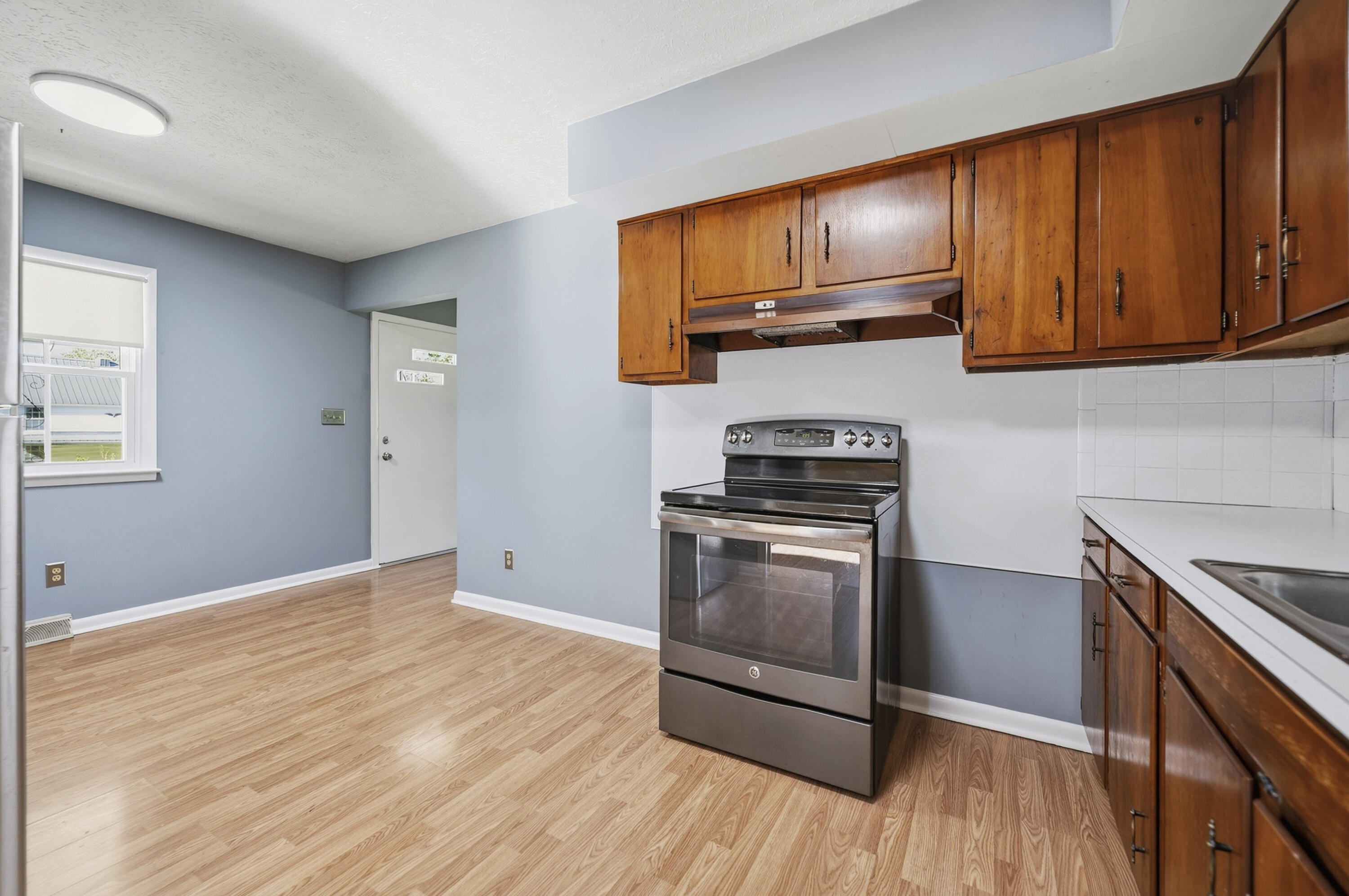 117 Adams Street Property Photo 9