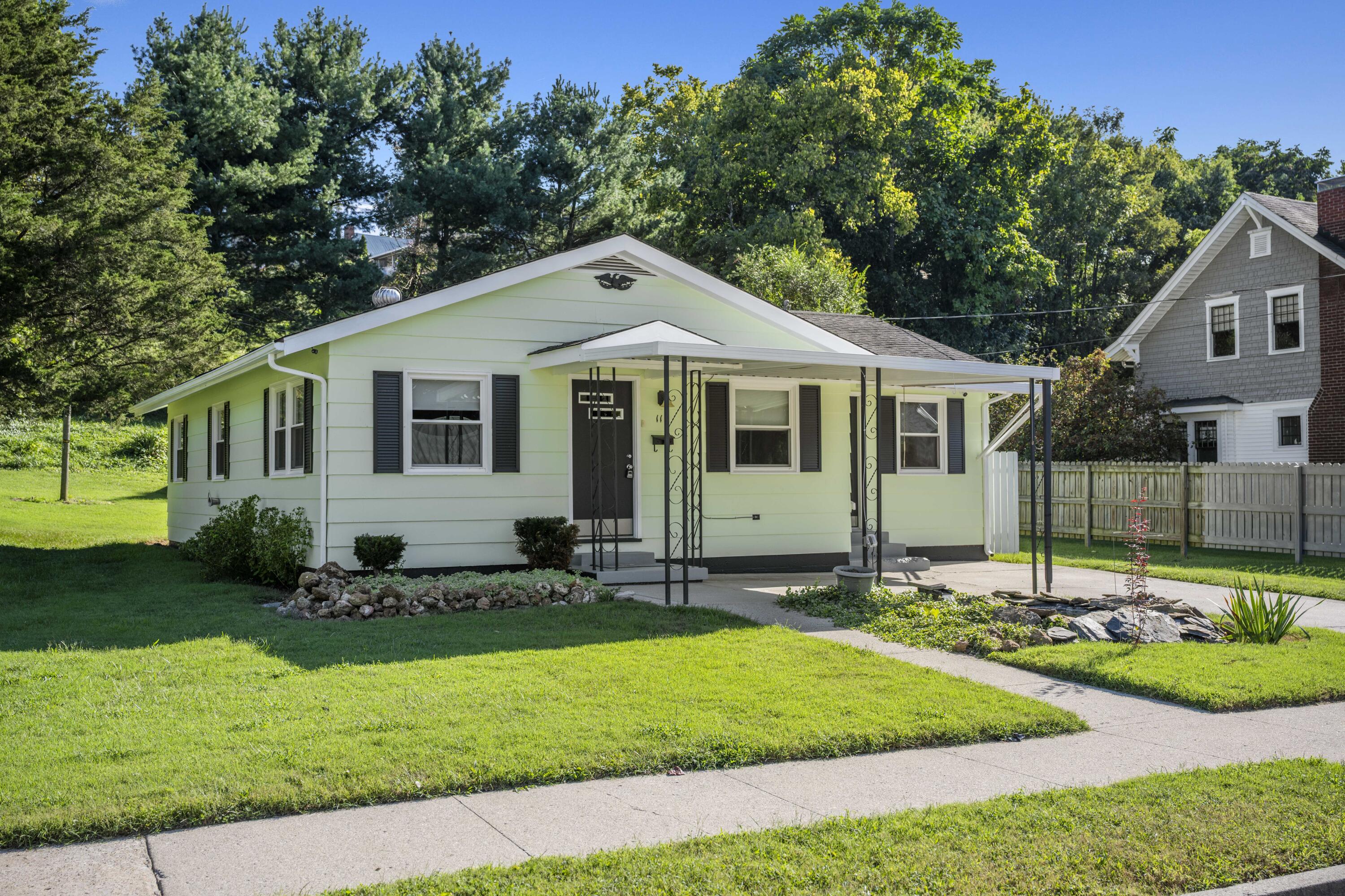117 Adams Street Property Photo 38