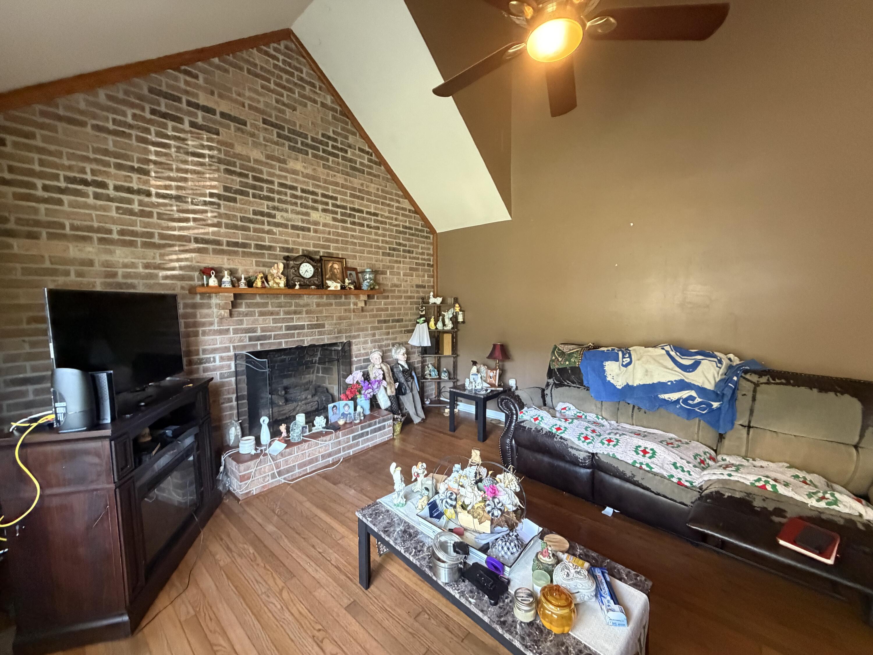 8 Castleford Way Property Photo 14