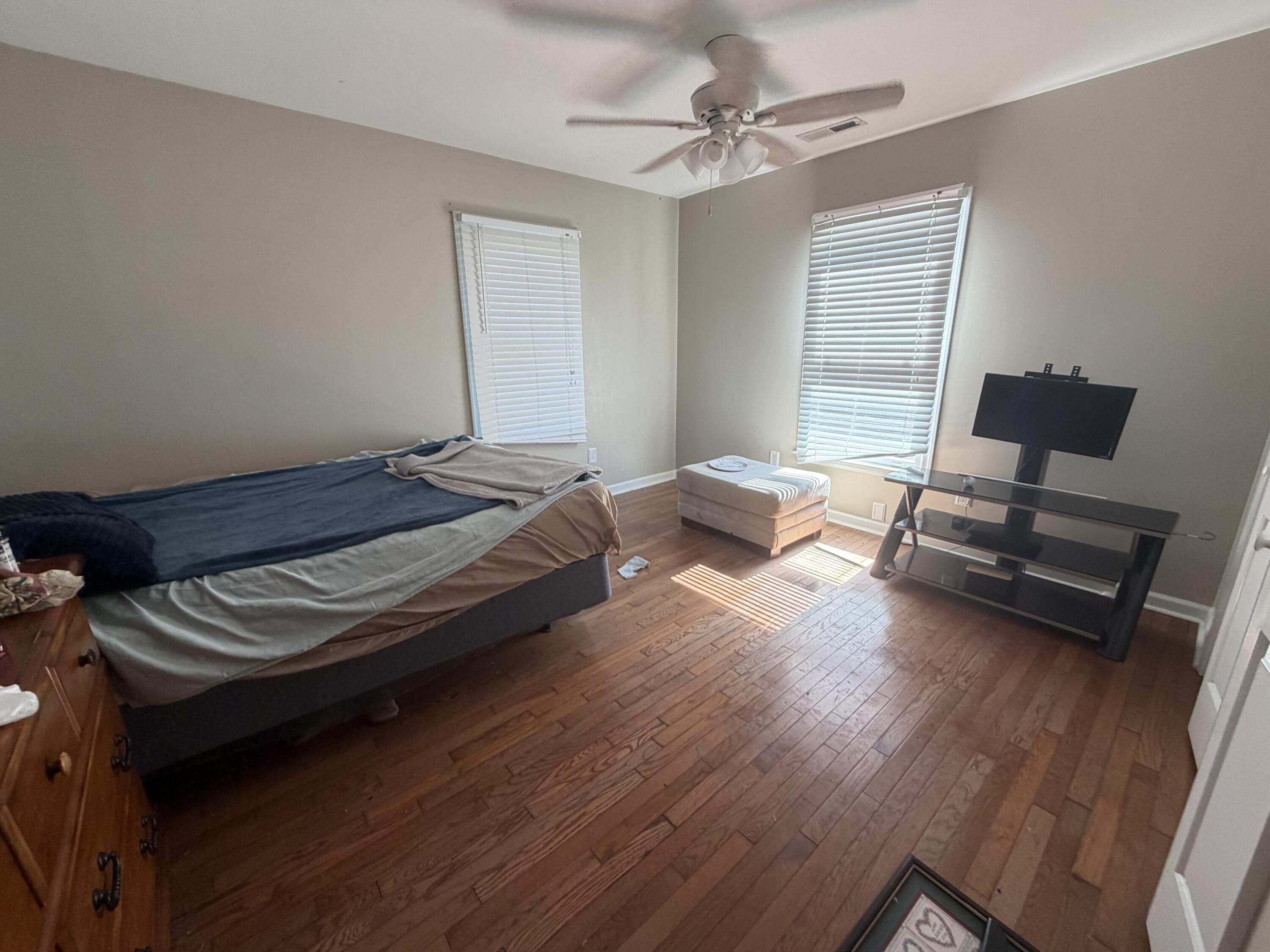 8 Castleford Way Property Photo 39
