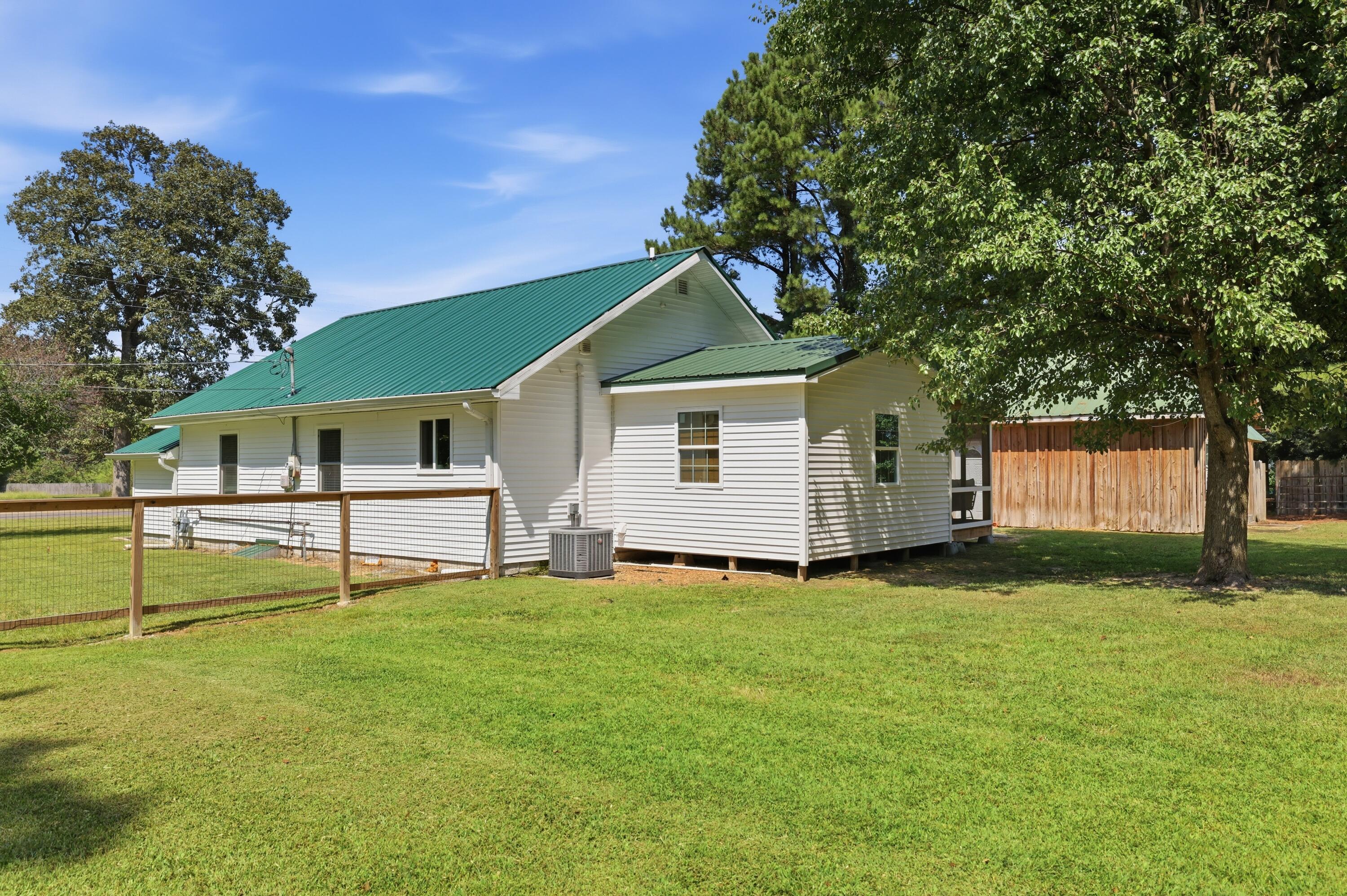 5920 Metropolis Lake Road Property Photo 30