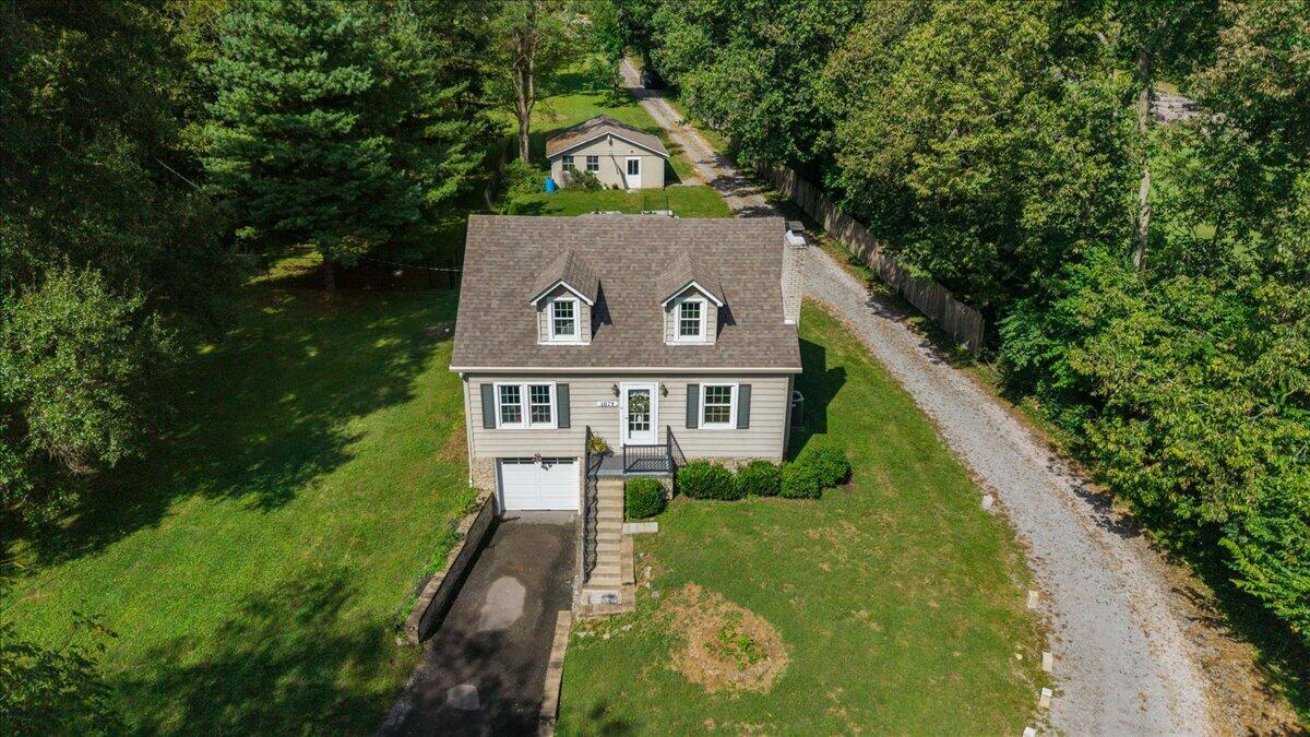 1079 Property Photo 6