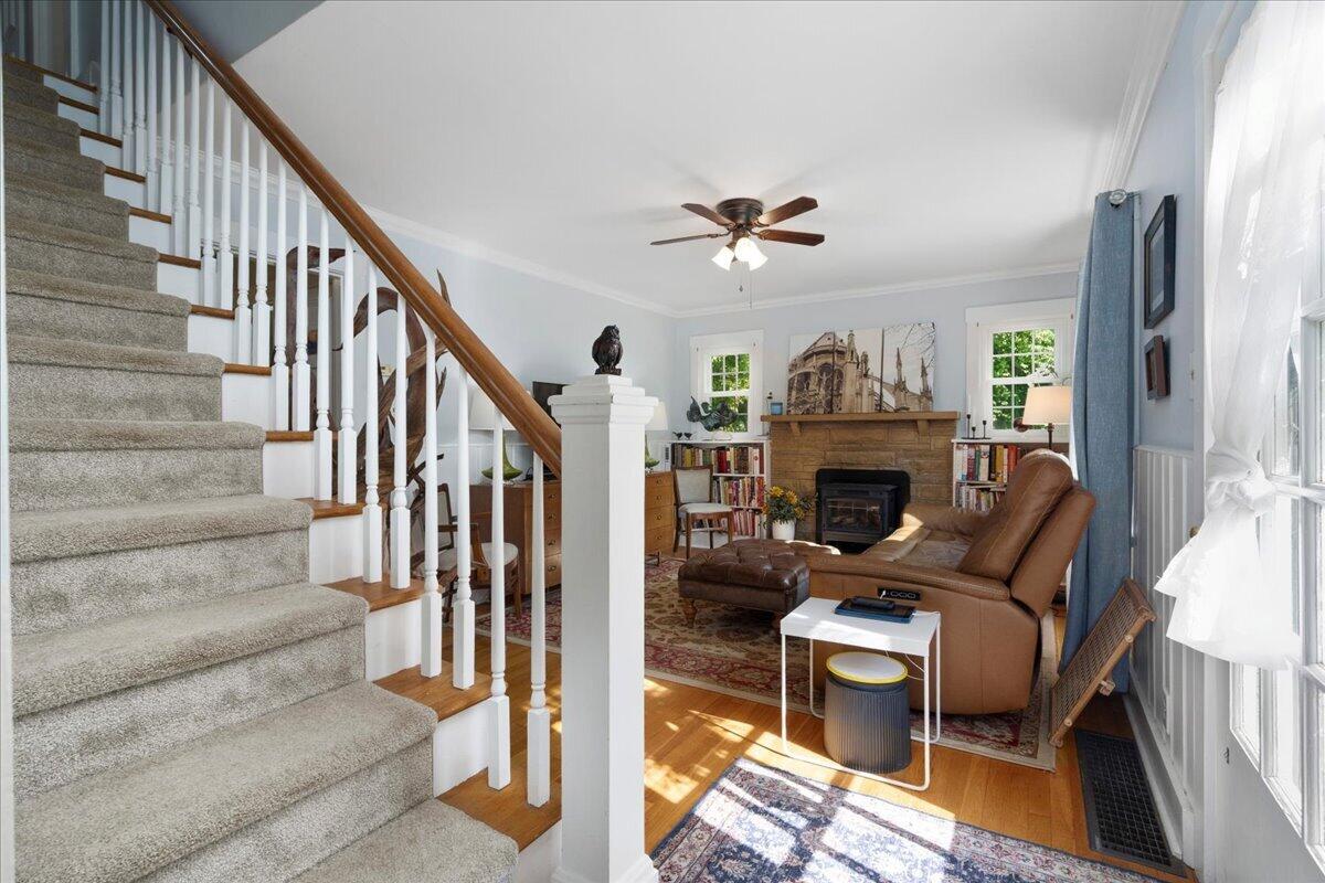 1079 Property Photo 22