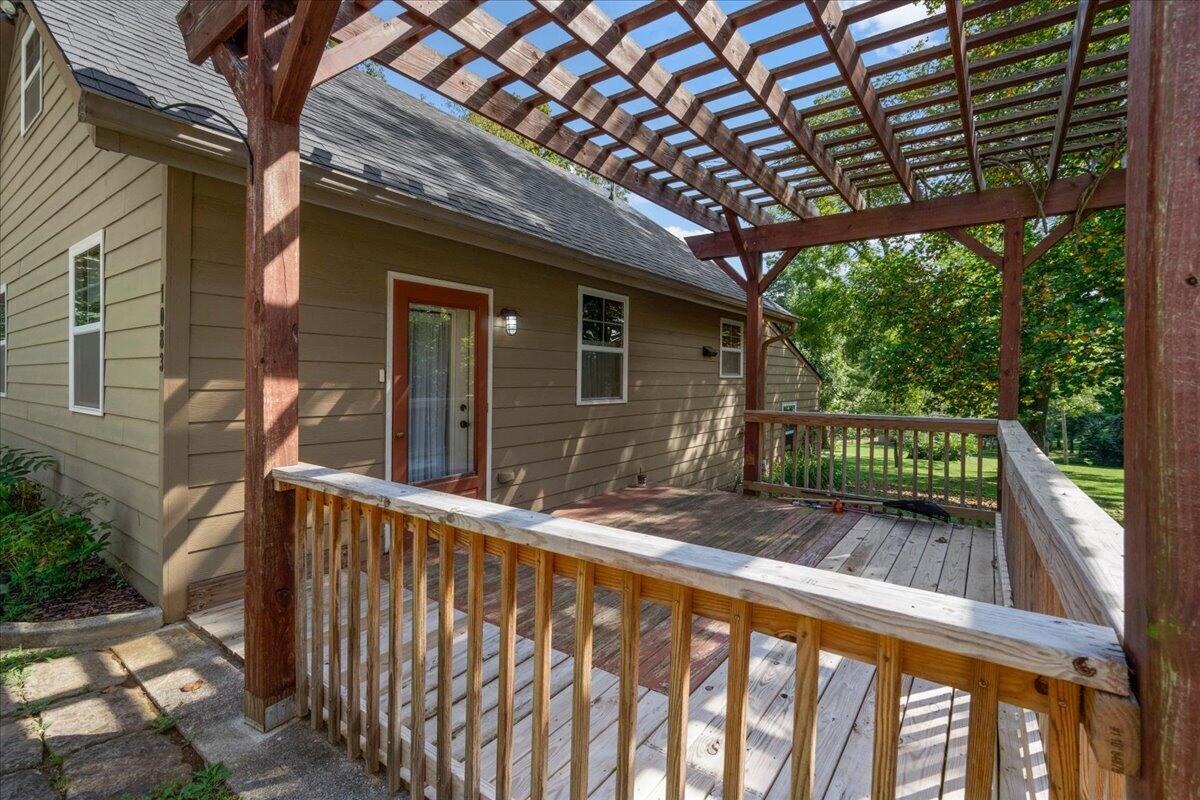 1079 Property Photo 49