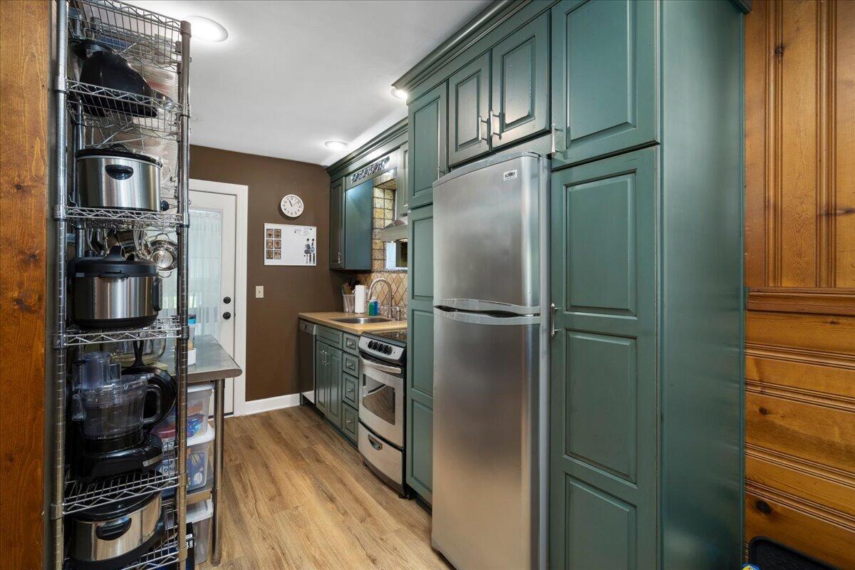 1079 Property Photo 52