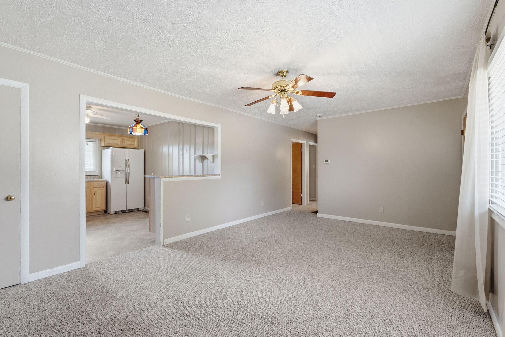 407 Clay Drive Property Photo 5