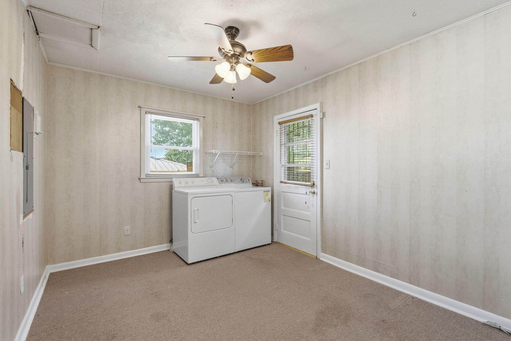 407 Clay Drive Property Photo 11